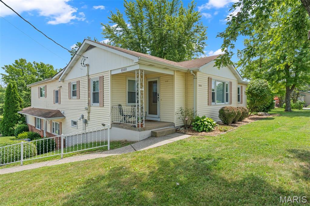 Property Photo: 4840 S Point Road MO 63090