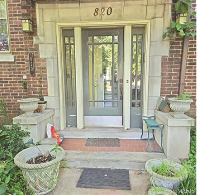 Property Photo:  820 Pennsylvania Avenue  MO 63130 