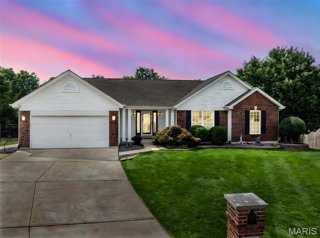 Property Photo: 521 Pinehurst Woods Court MO 63366