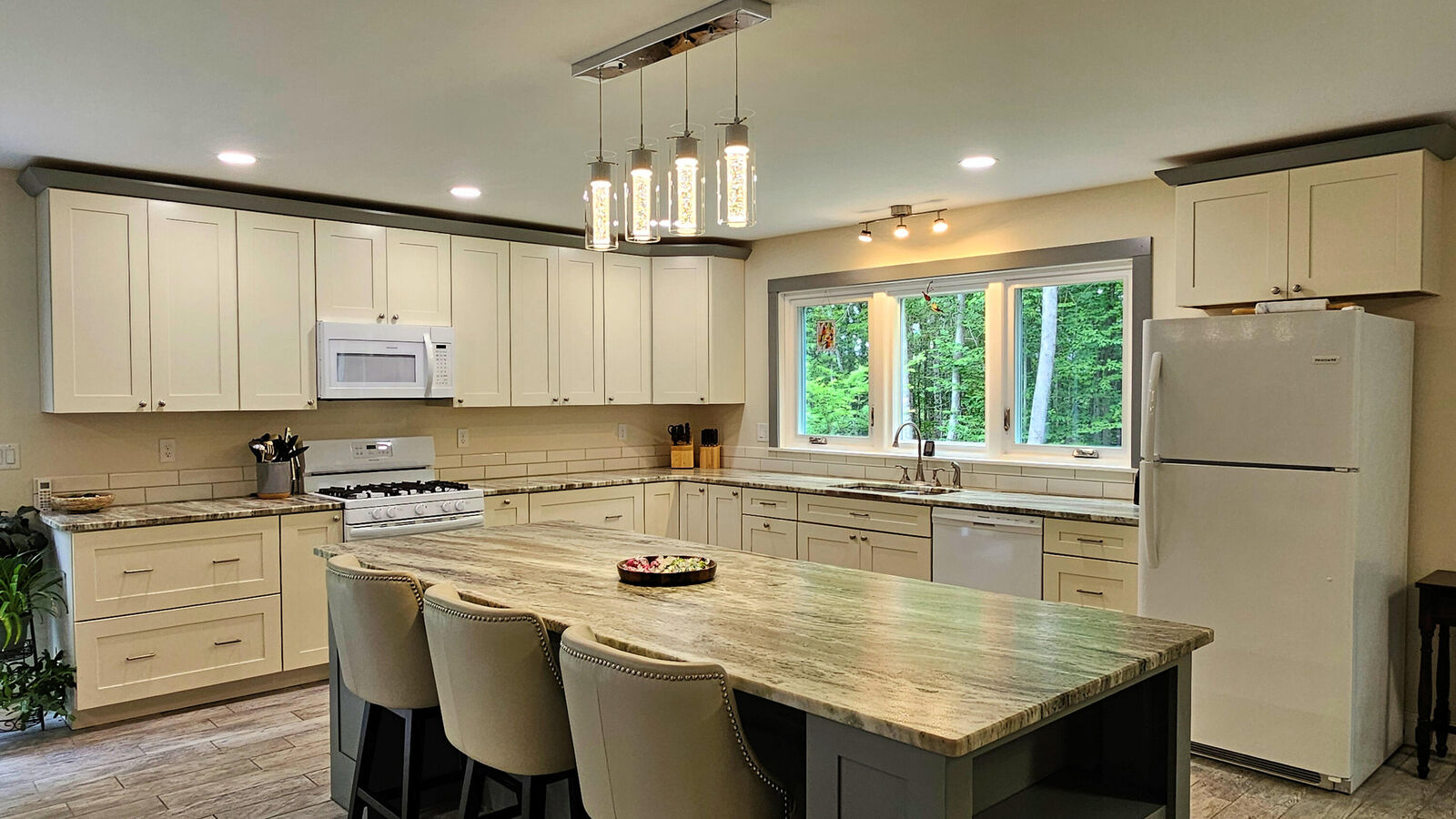 Property Photo:  62 Cobb Road  ME 04488 
