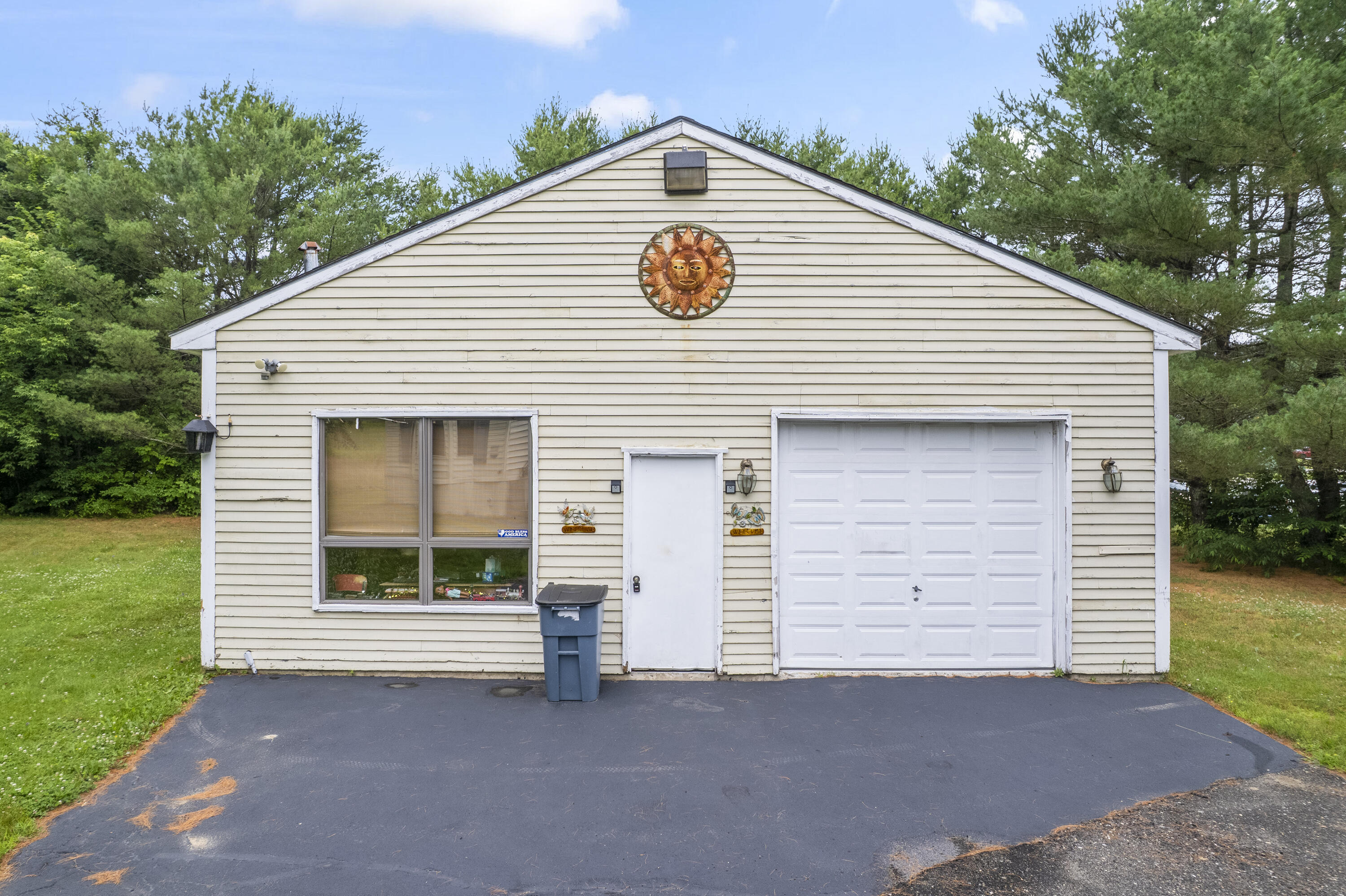 Property Photo: 7 Penny Lane ME 04280