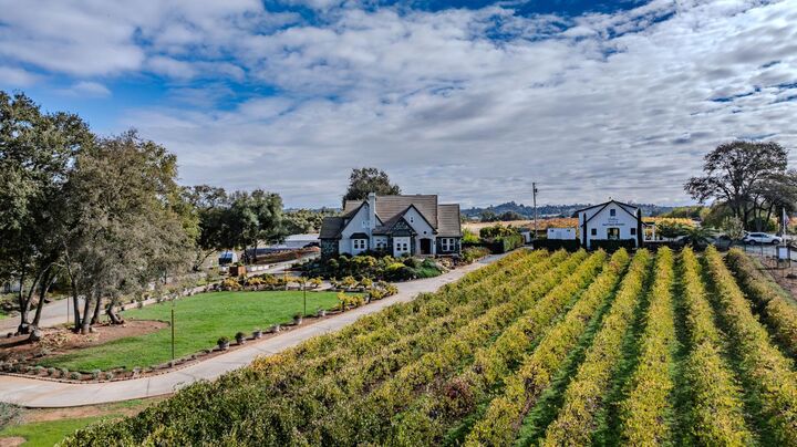 Property Photo:  10786 Shenandoah Rd  CA 95669 