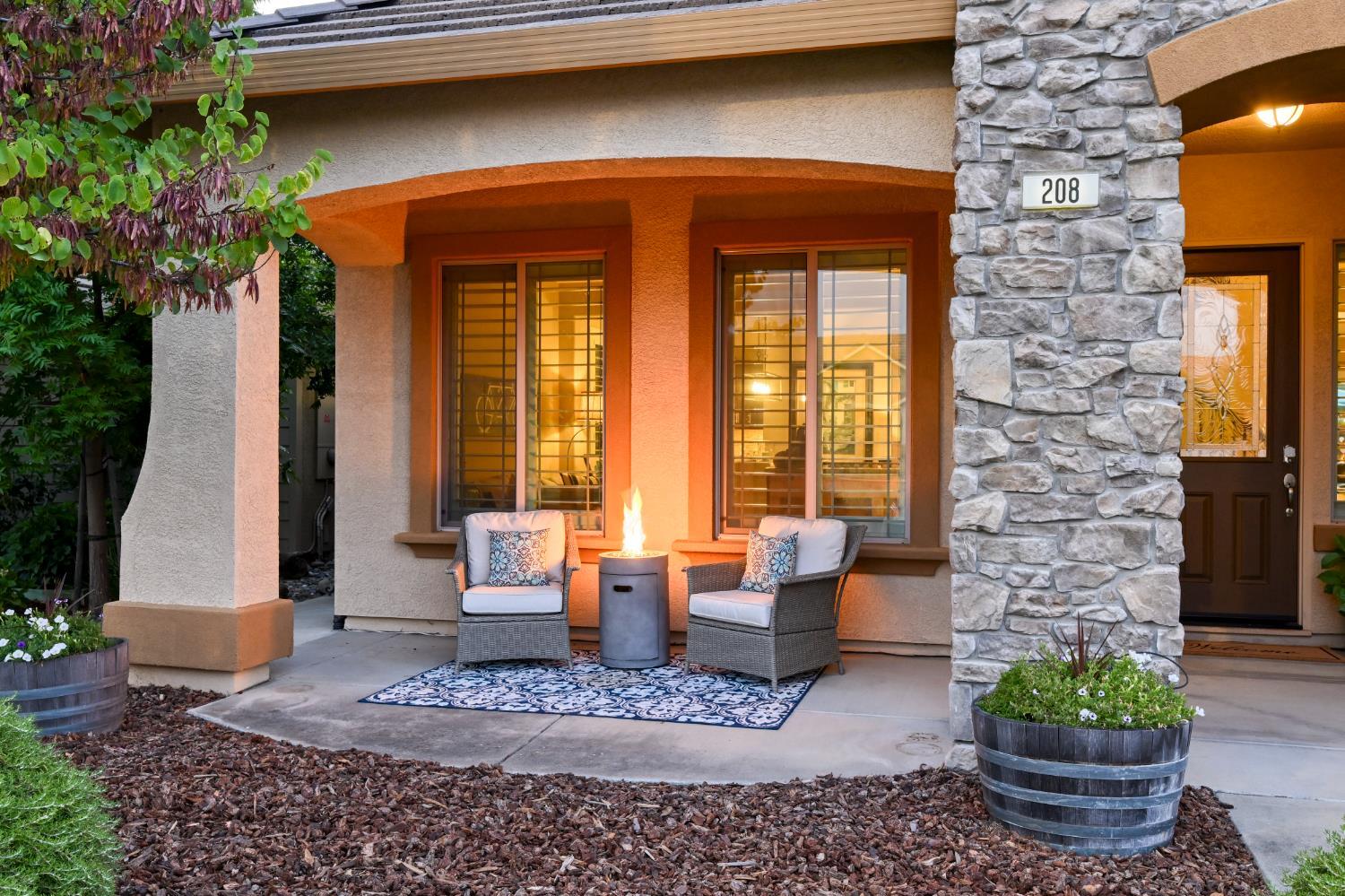 Property Photo:  208 Fairhall Court  CA 95747 