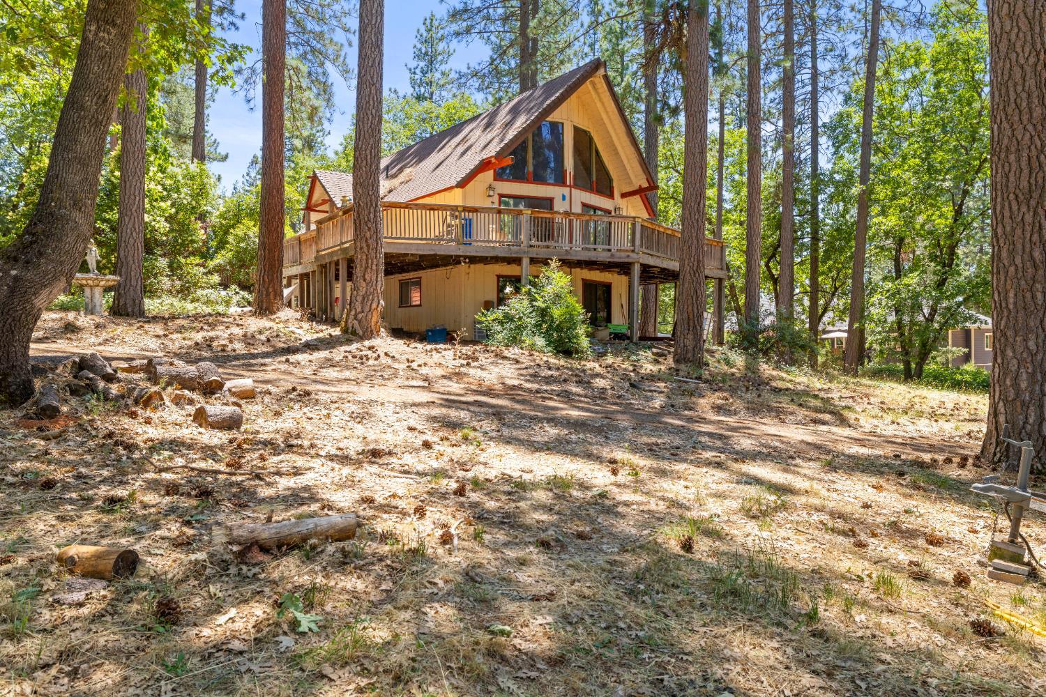 Property Photo:  4450 Edgewater Drive  CA 95635 
