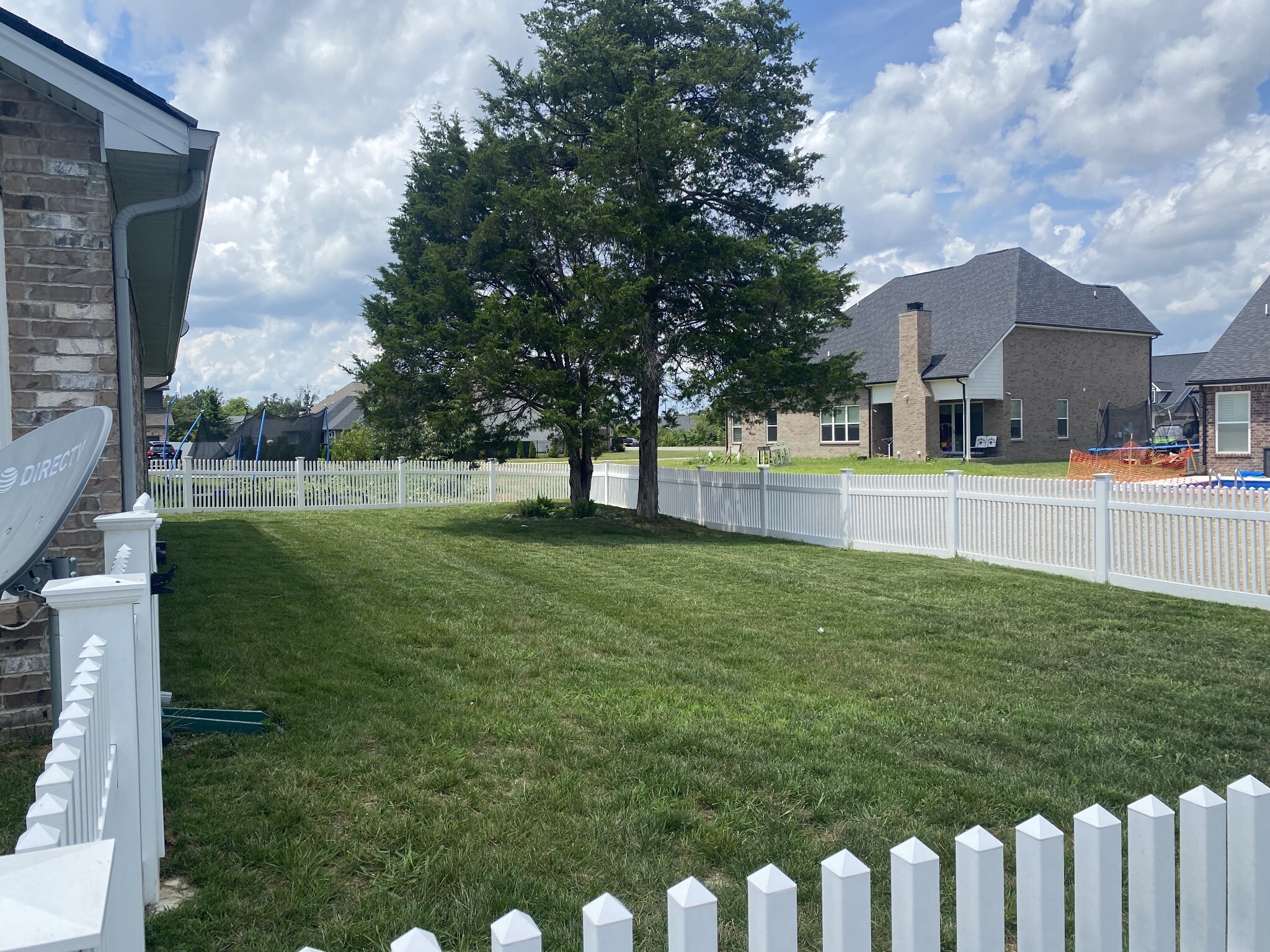 Property Photo: 2605 Parkwood Dr TN 37128