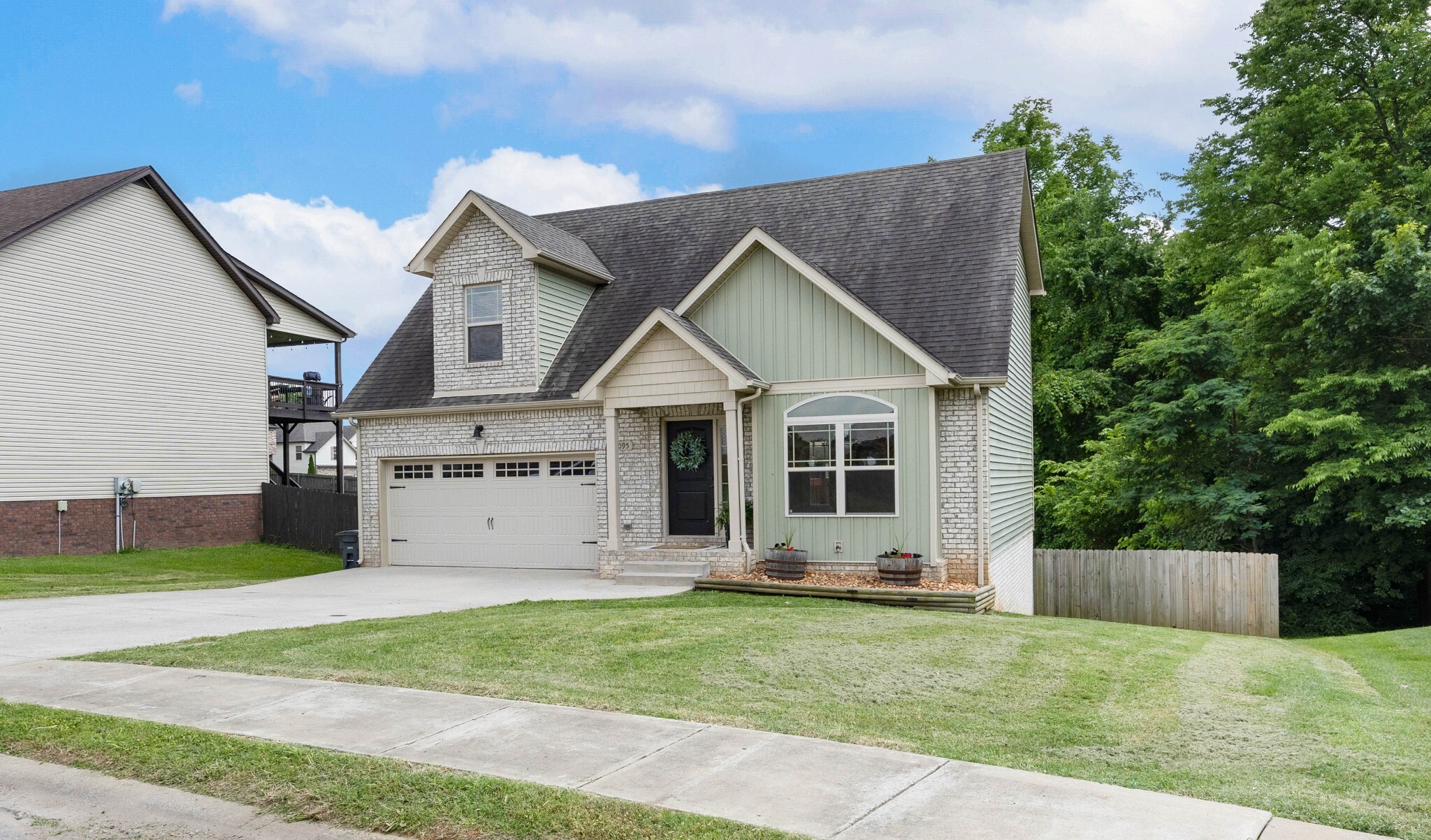 Property Photo: 2095 Bandera Dr TN 37042