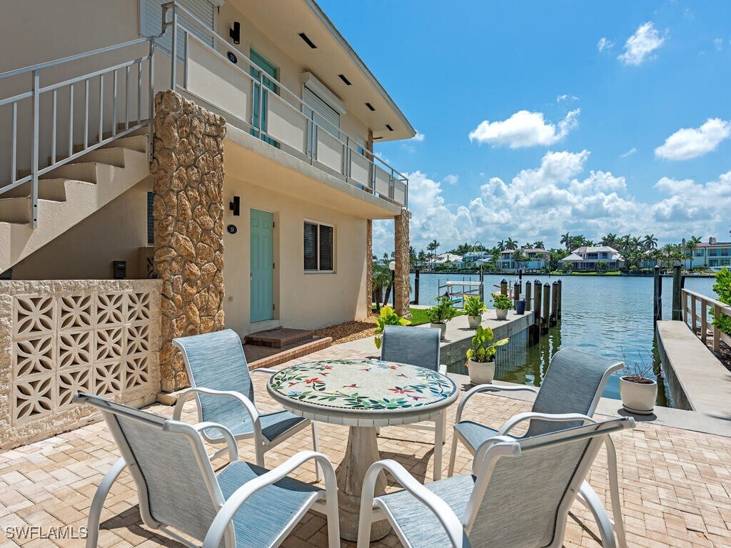 Property Photo: 2500 Gulf Shore Boulevard N S9 FL 34103