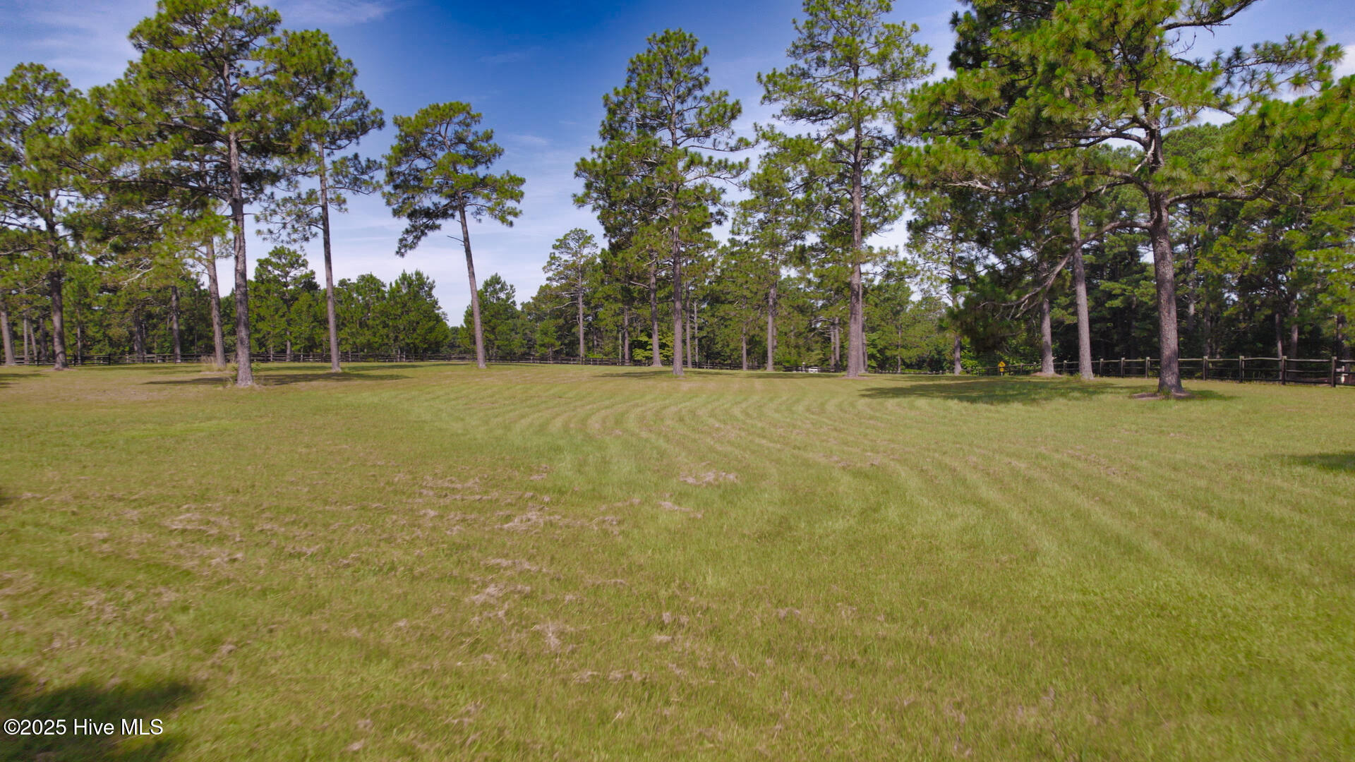 Property Photo: 2541 Lakebay Road NC 28394