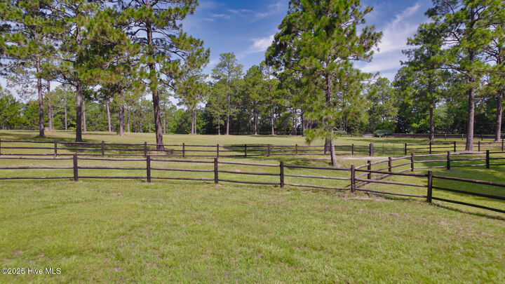 Property Photo: 2541 Lakebay Road NC 28394