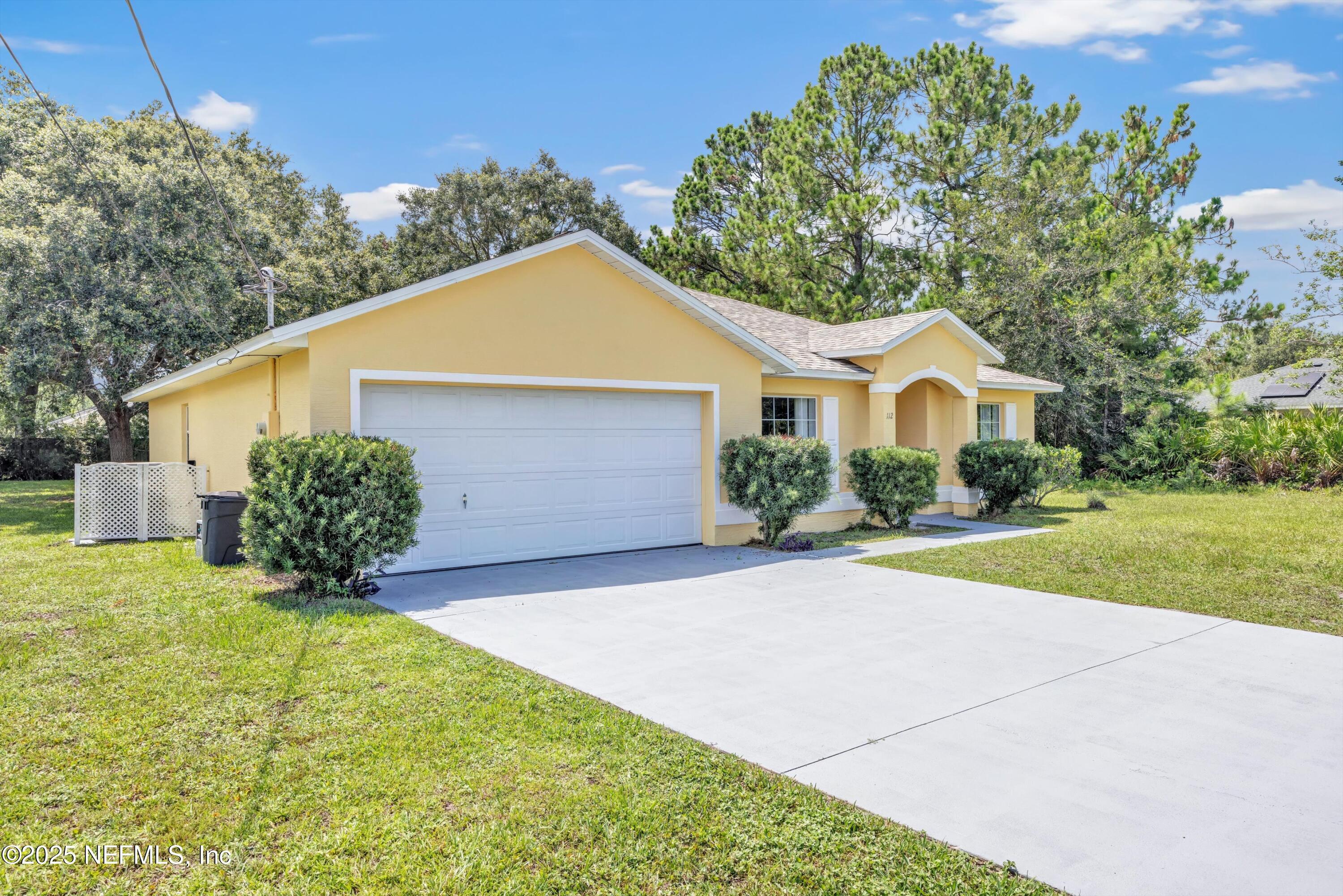 Property Photo: 112 Ulaturn Trail FL 32164