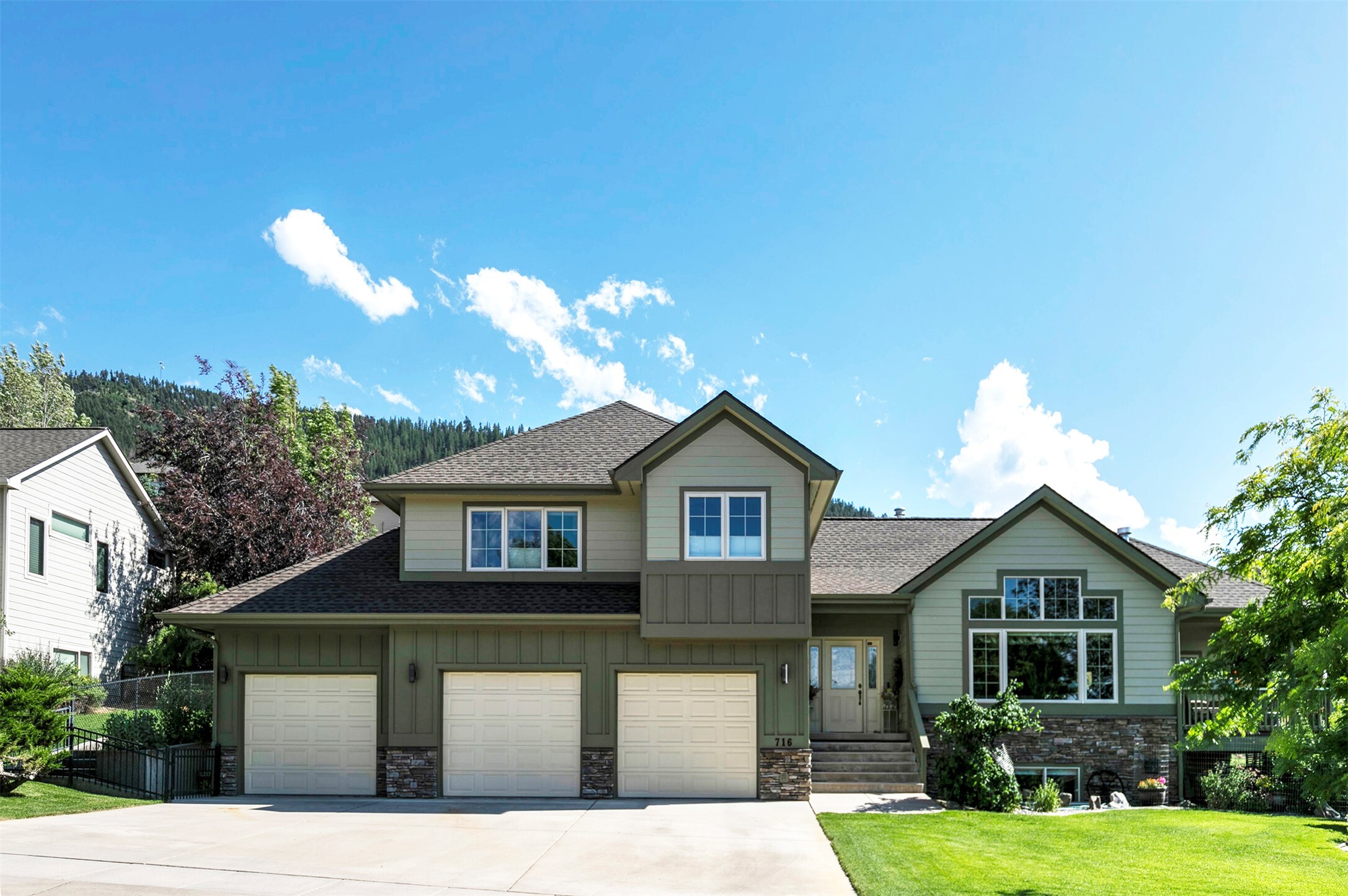 Property Photo: 716 Spanish Peaks Drive MT 59803
