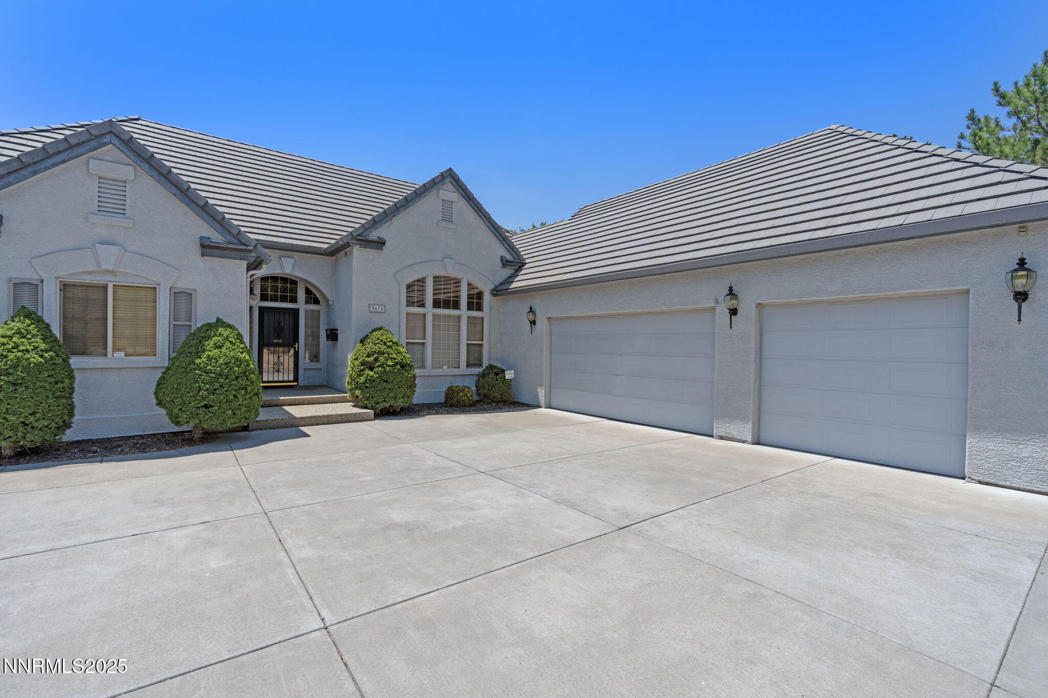 Property Photo: 5675 E Hidden Valley Drive NV 89502