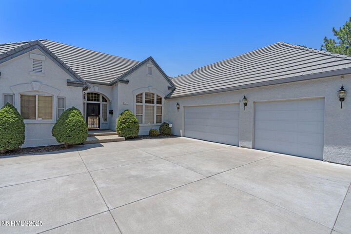 Property Photo:  5675 E Hidden Valley Drive  NV 89502 