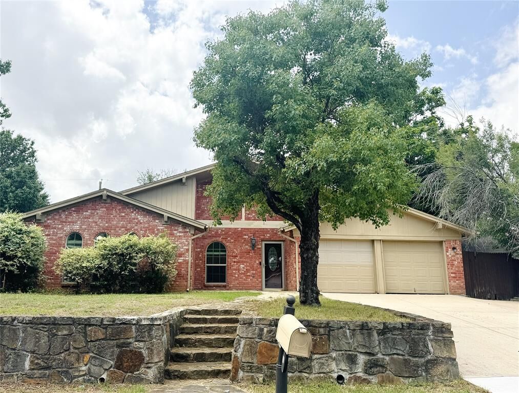 Property Photo: 7804 Daniel Drive TX 76182