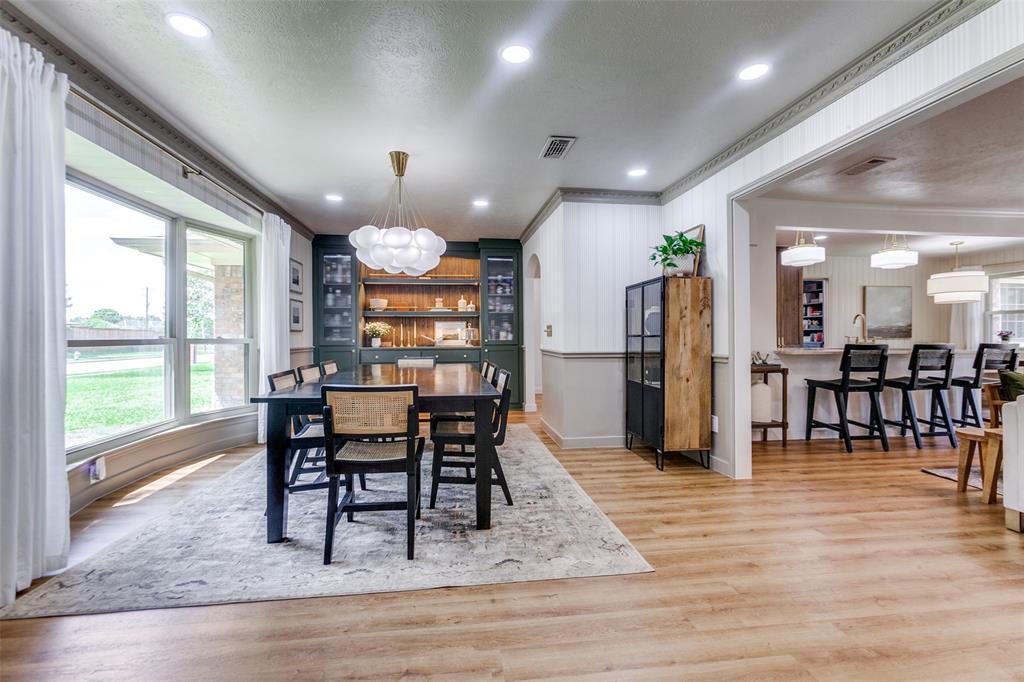 Property Photo: 912 Westwood Drive TX 75075