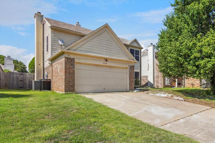 2528 Creekwood Lane  Fort Worth TX 76123 photo