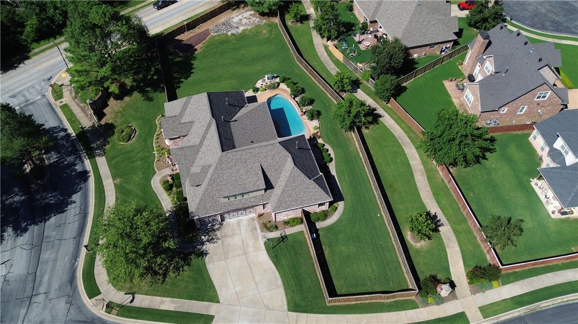 Property Photo: 1503 NE Chapel Hill Drive AR 72712