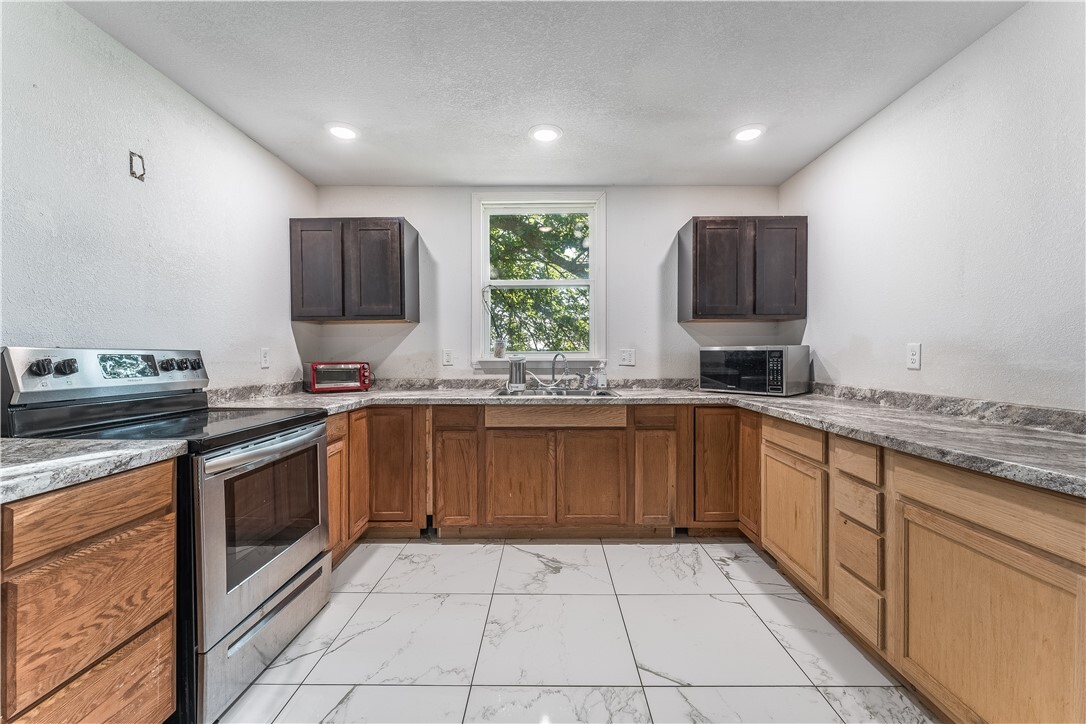 Property Photo: 23622 Ballard Creek Road AR 72769