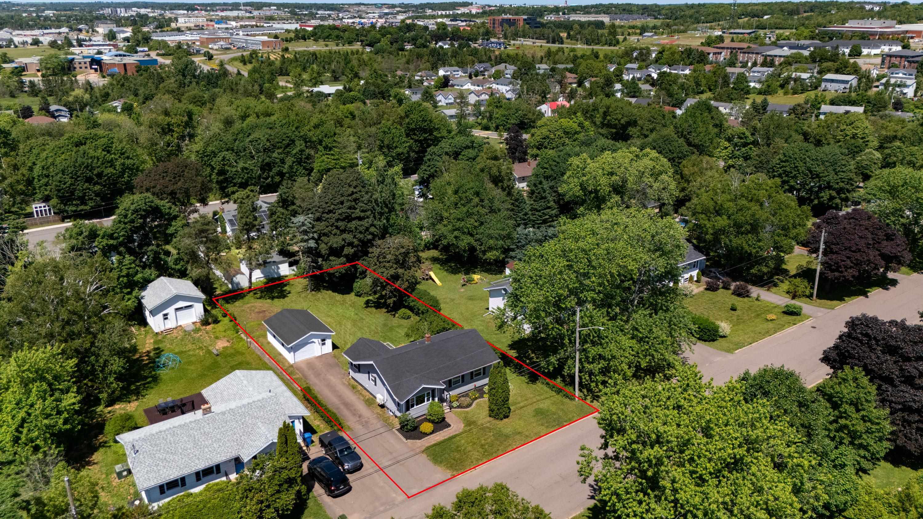 Property Photo: 33 Westview Drive PE C1A 3A4