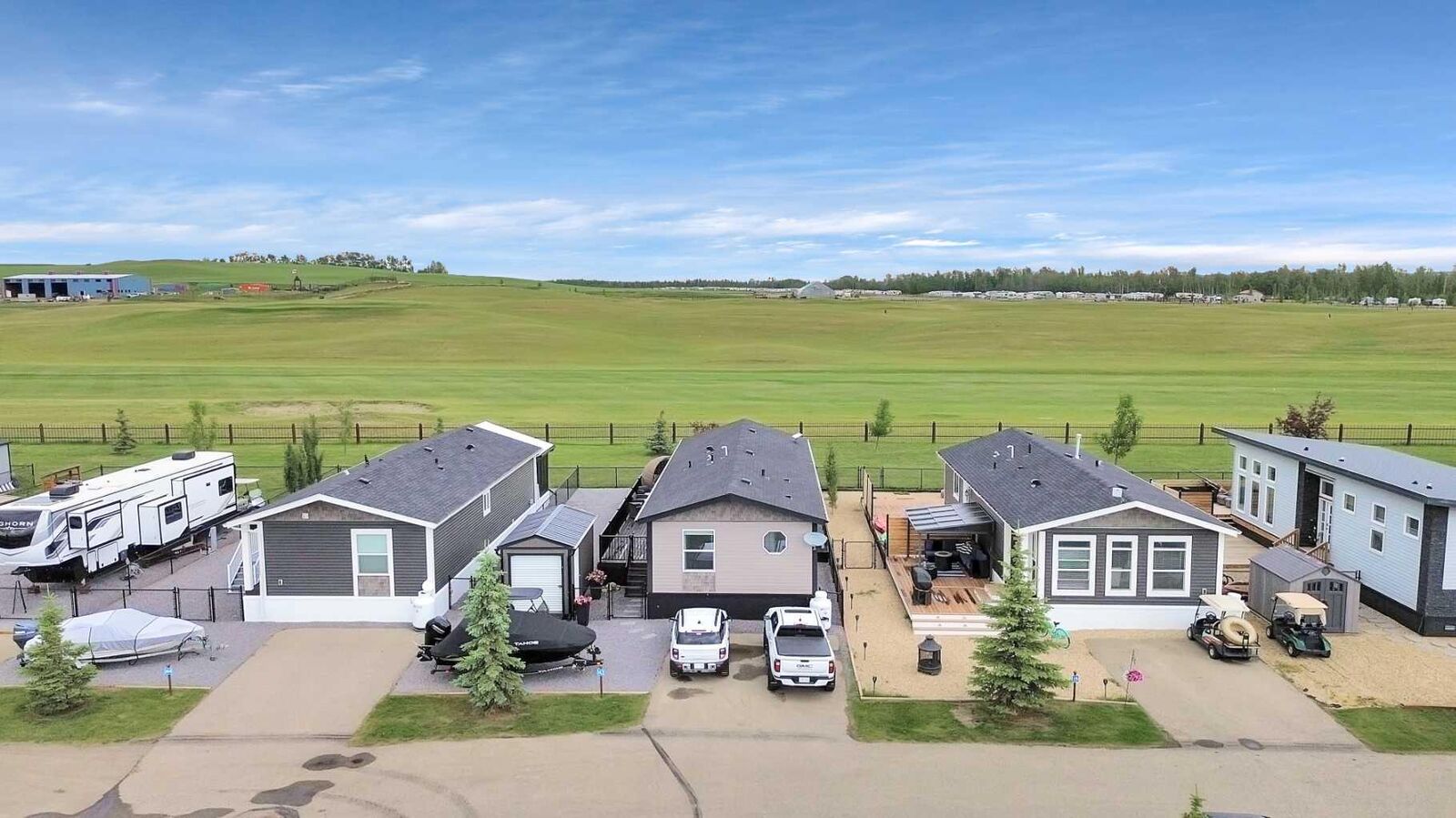 Property Photo:  41019 Range Road 11 143  AB T0C 0J1 