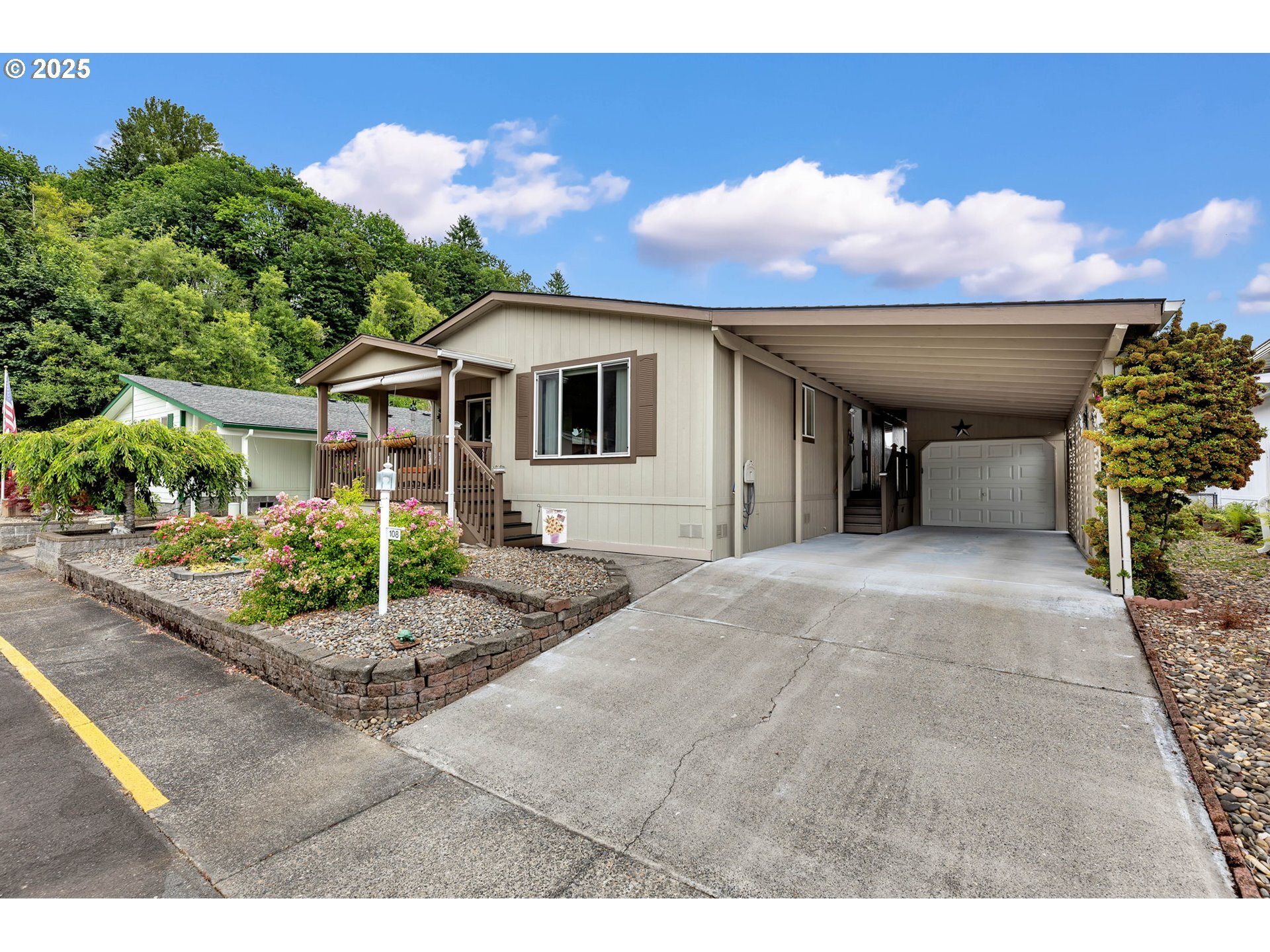 Property Photo: 369 Gun Club Rd 108 WA 98674