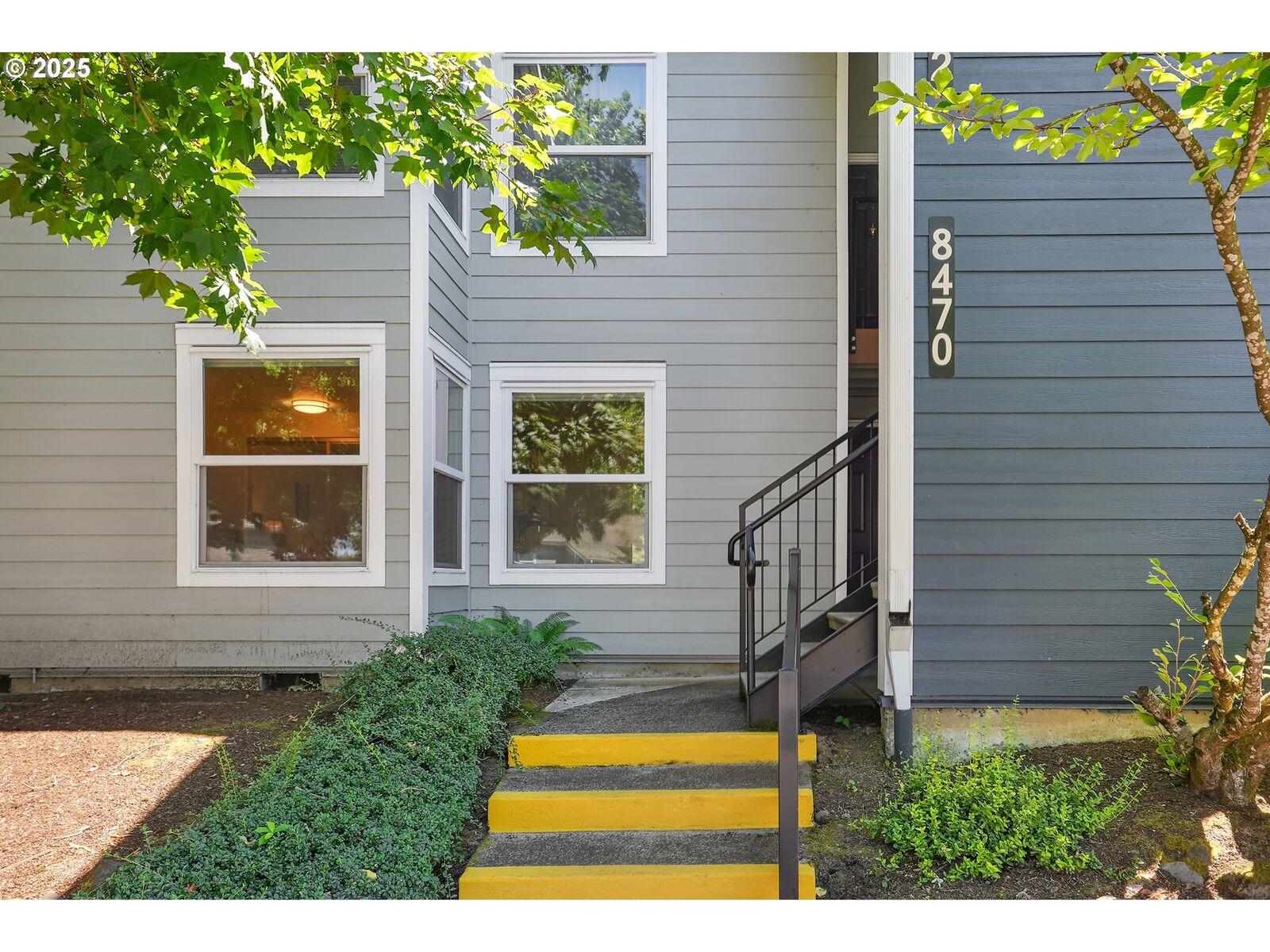Home for sale in Tualatin: 8470 SW Mohawk St, Tualatin, OR 97062
