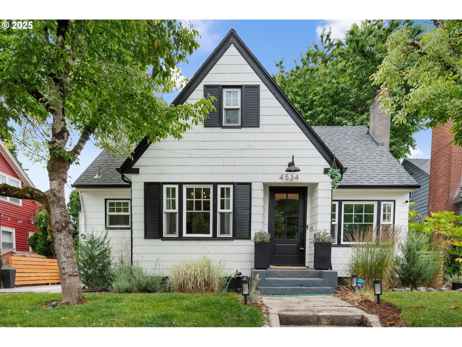 4534 NE 35th Ave  Portland OR 97211 photo