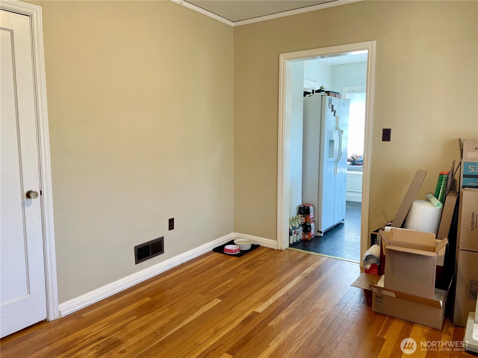 Property Photo: 5 Park Place WA 98632