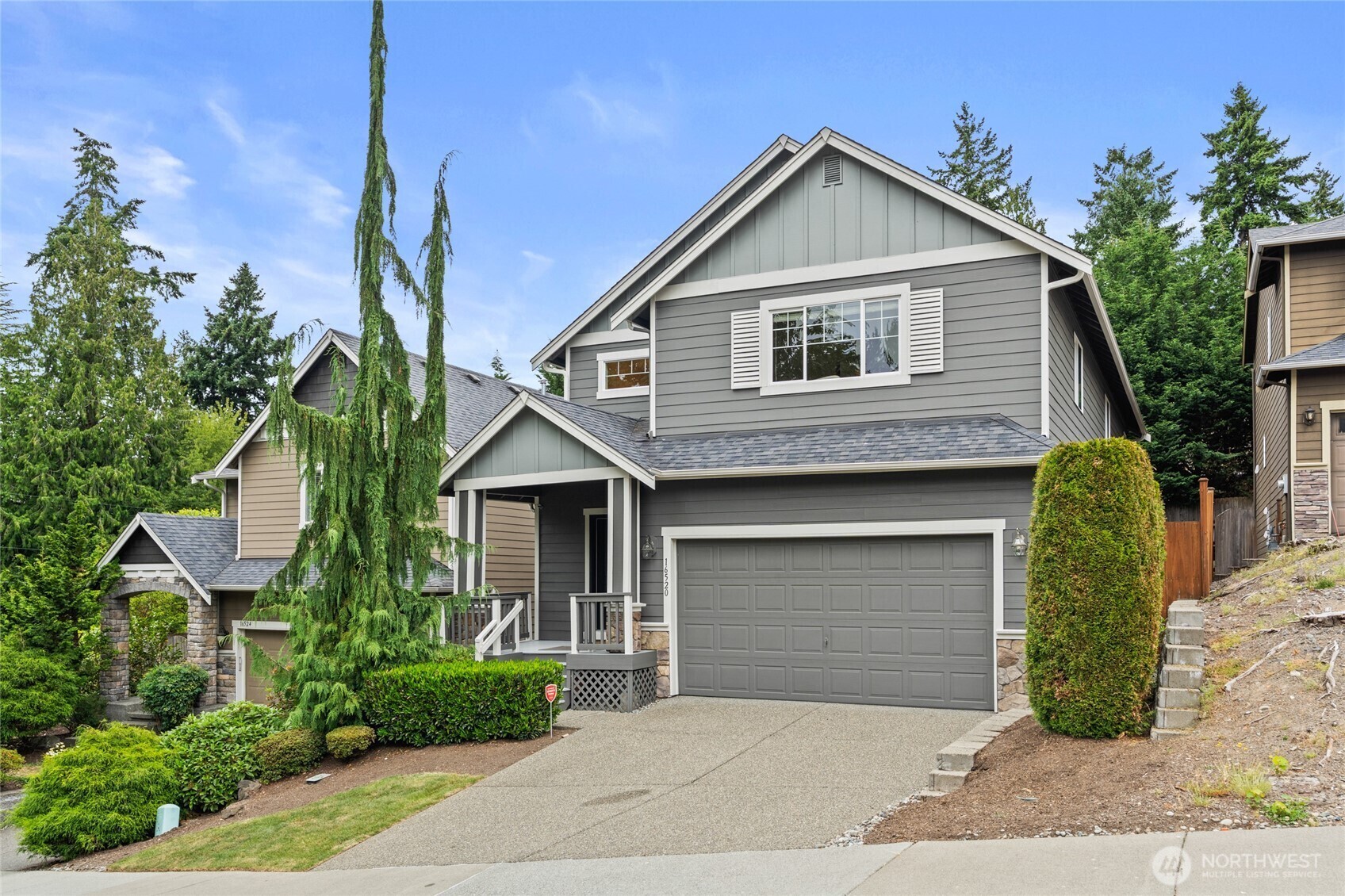 Property Photo: 16520 82nd Place NE WA 98028
