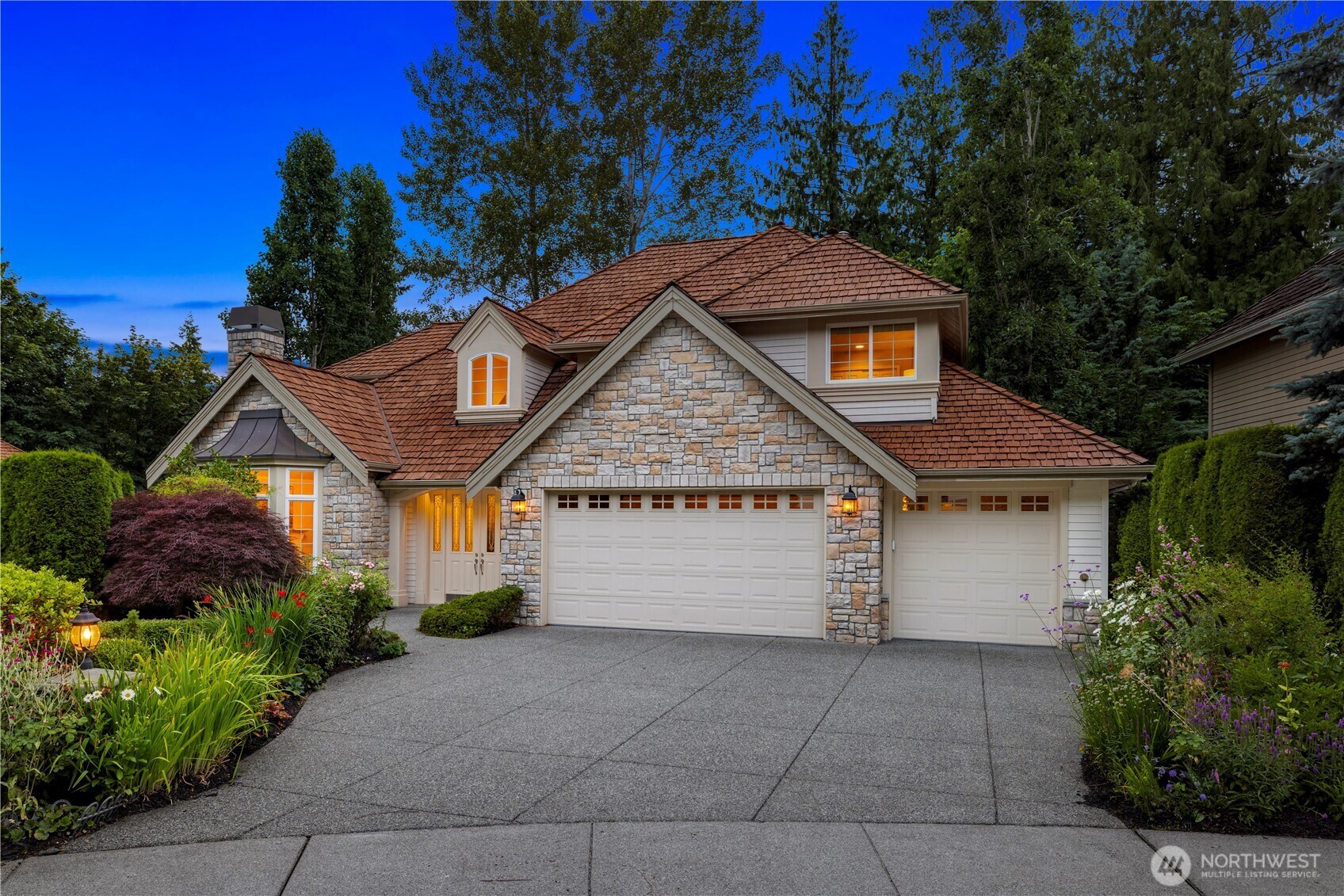 Property Photo: 4123 198th Court NE WA 98074