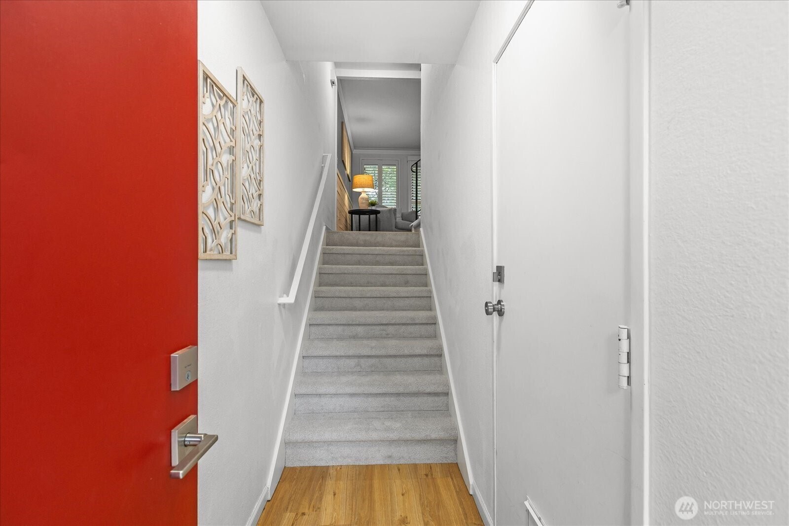 Property Photo: 728 NW 189th Lane WA 98177