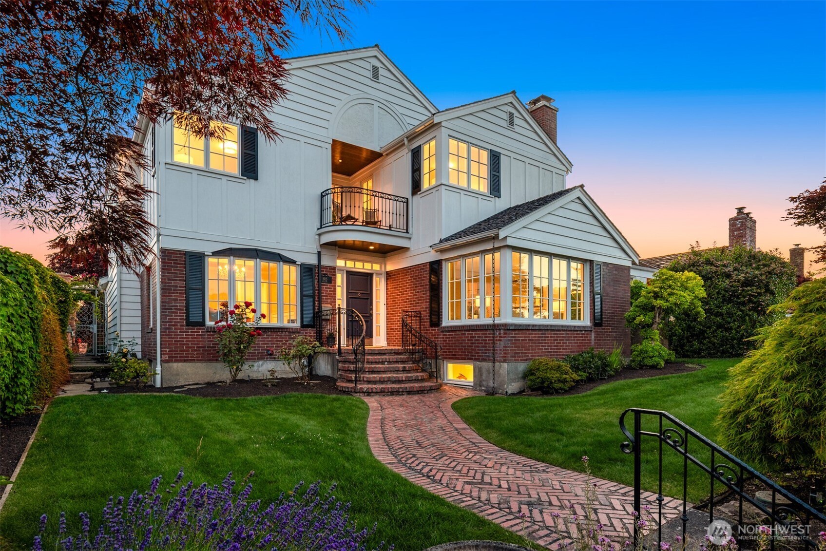 Property Photo: 1915 35th Avenue W WA 98199