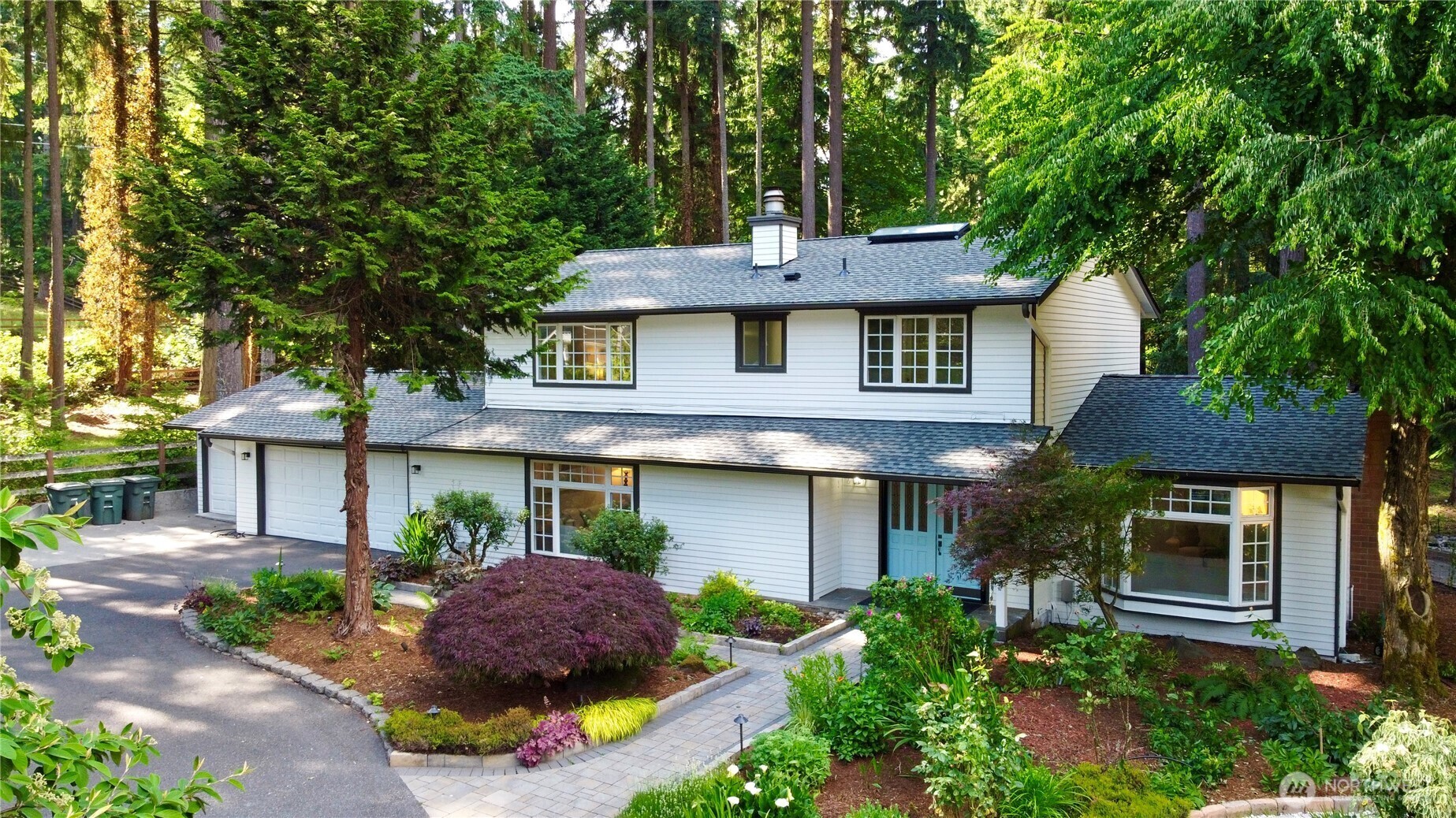 Property Photo: 5265 140th Avenue NE WA 98005