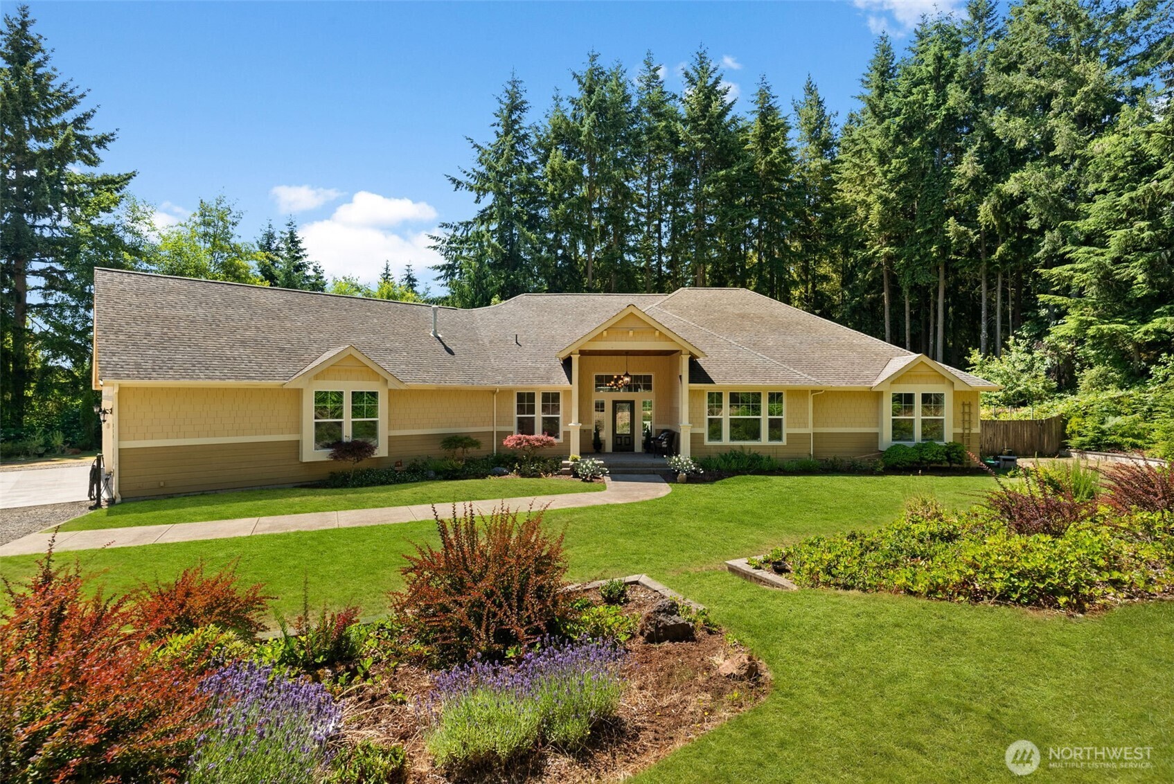 Property Photo:  814  130th Street NW  WA 98332 