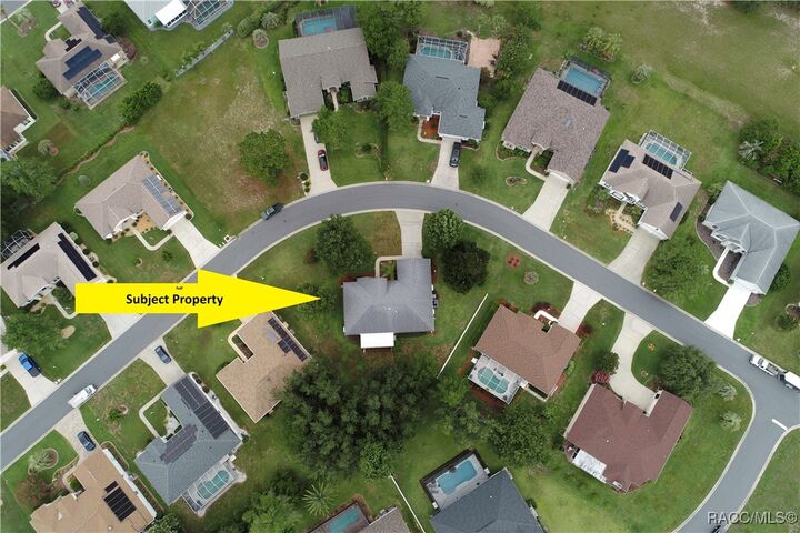 Property Photo: 247 W Romany Loop FL 34465