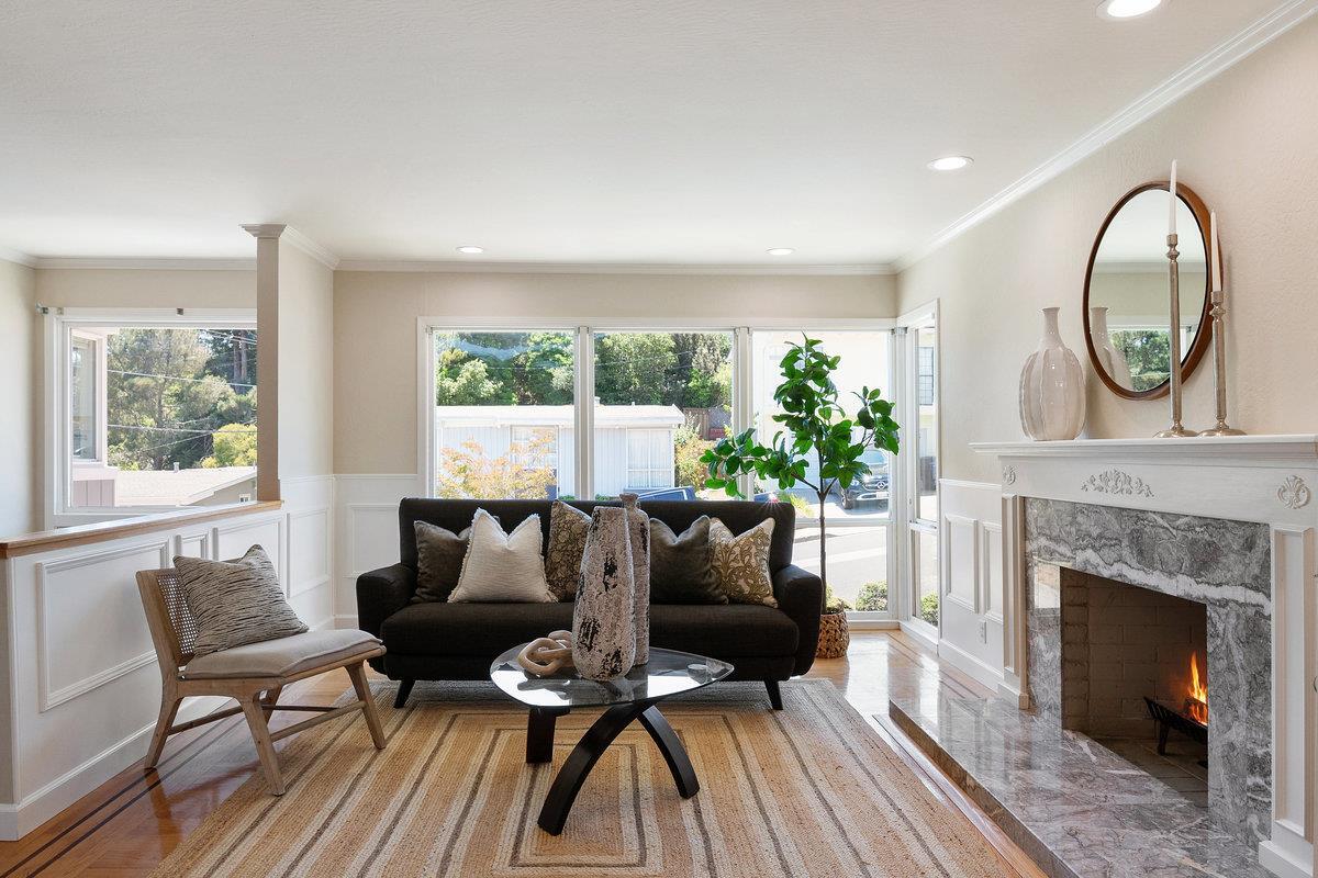 Property Photo: 2580 Princeton Drive CA 94066