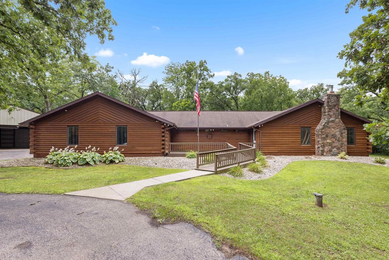 Property Photo: 5322 West Deer Run Parkway WI 53511
