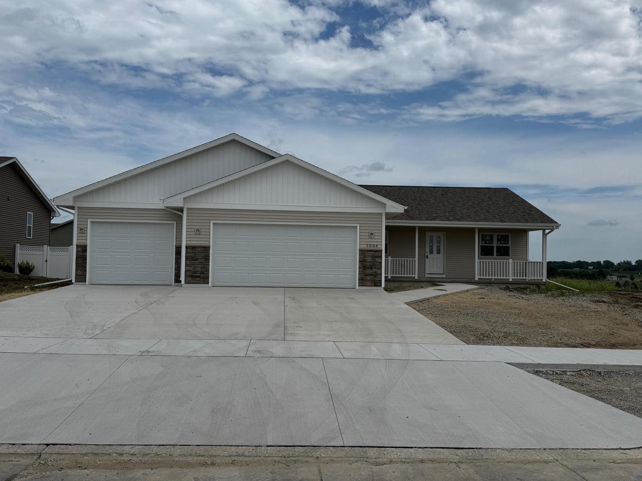 1004 Red Hawk Drive  Milton WI 53563 photo