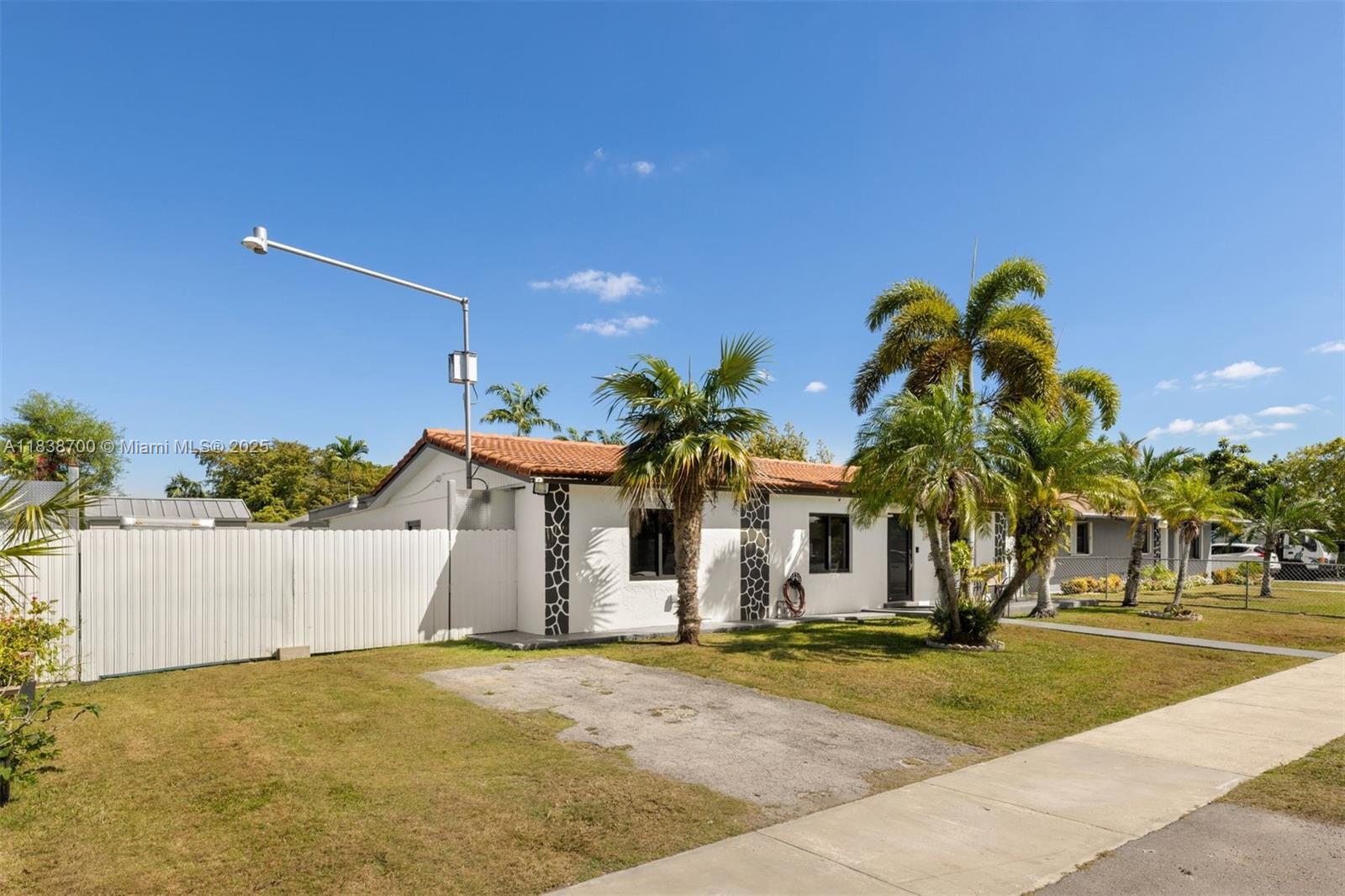 Property Photo: 14435 SW 293rd Ter FL 33033