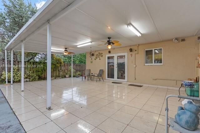 Property Photo: 2385 W 69th St 2385-B FL 33016