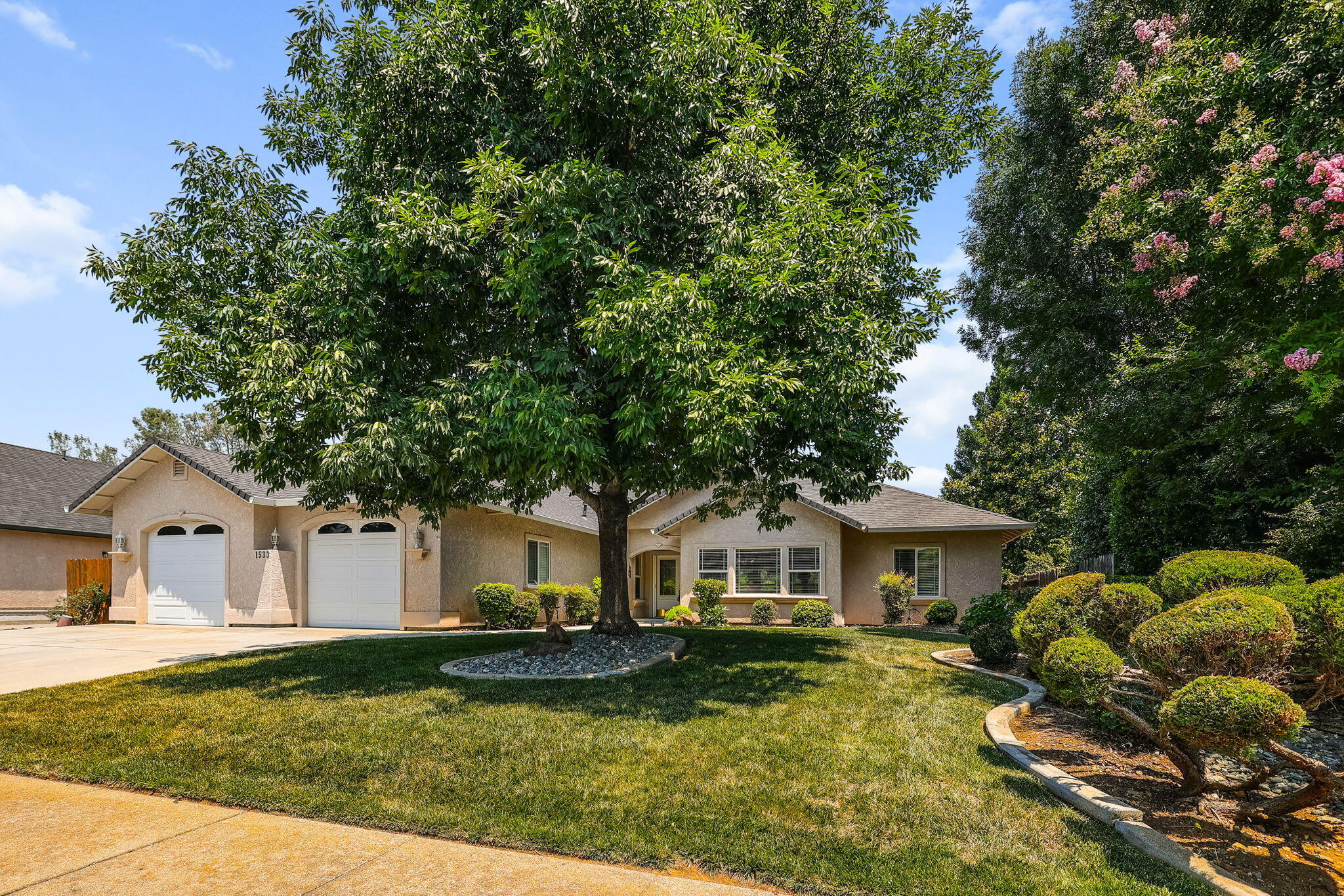 Property Photo: 1533 Spanish Bay Drive CA 96003