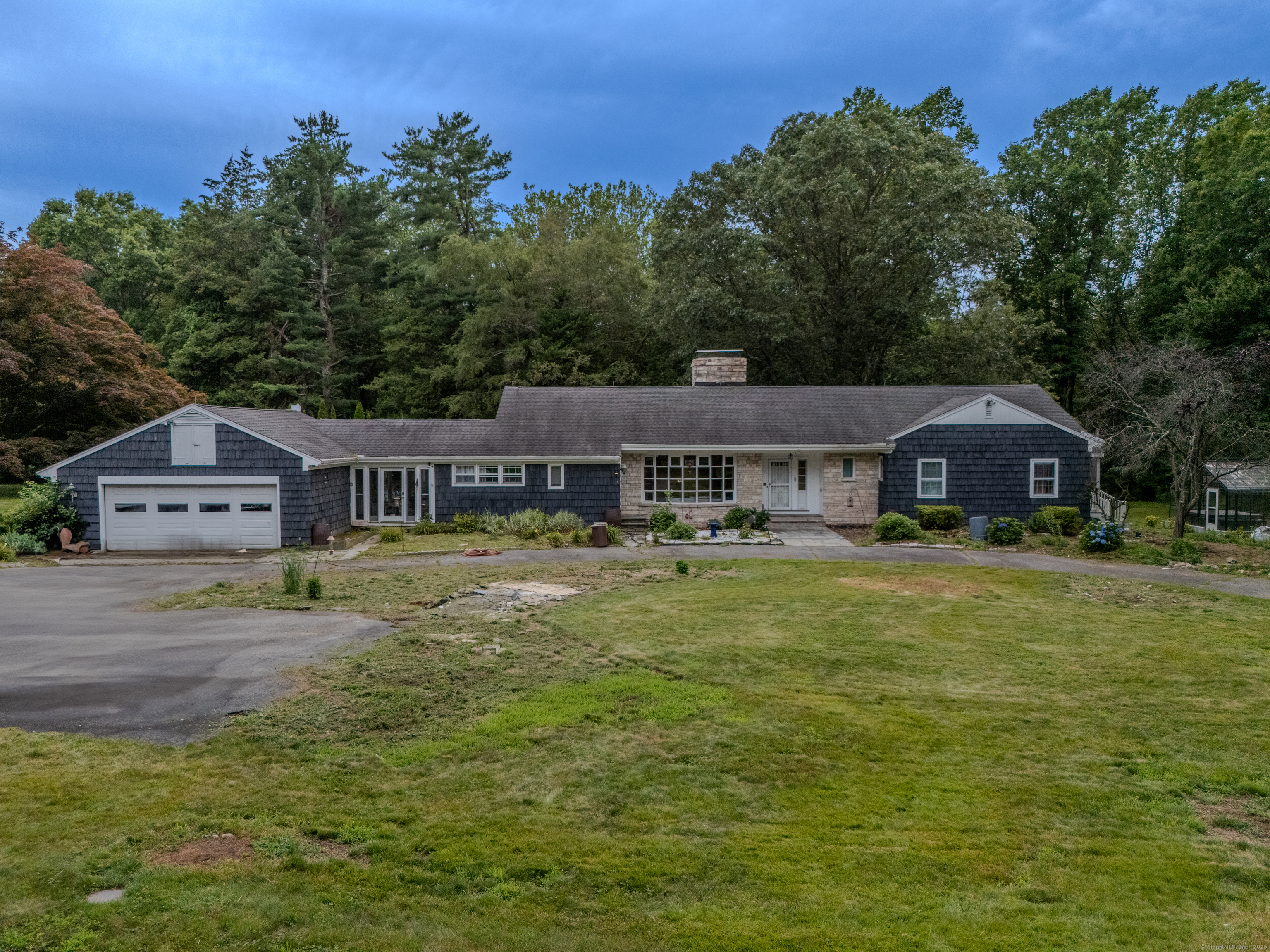 35 Flax Mill Terrace  Milford CT 06461 photo