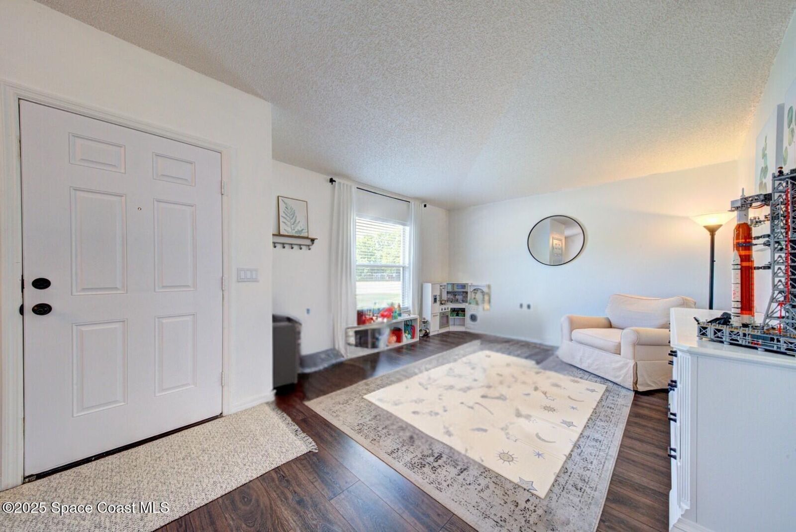 Property Photo: 3290 Heider Road FL 32796