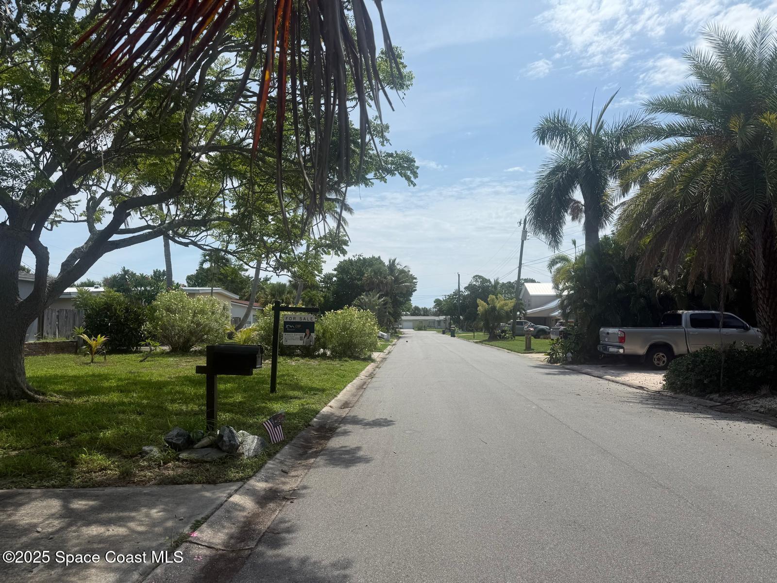 Property Photo:  329 W Arlington Street  FL 32937 