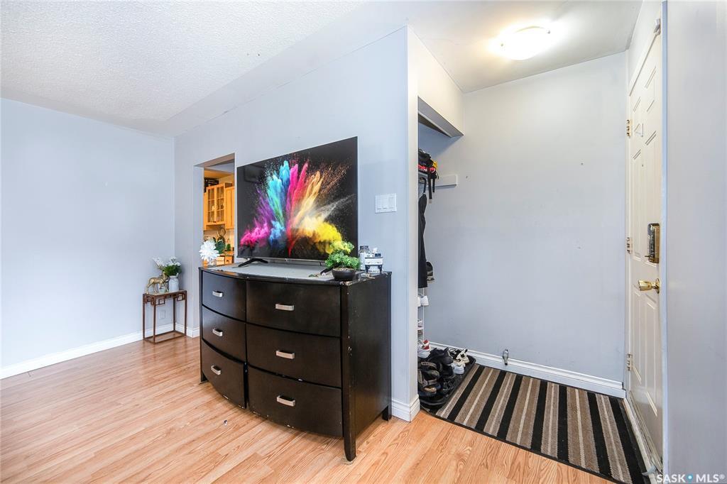 Property Photo: 610 X Avenue N SK S7L 3K2