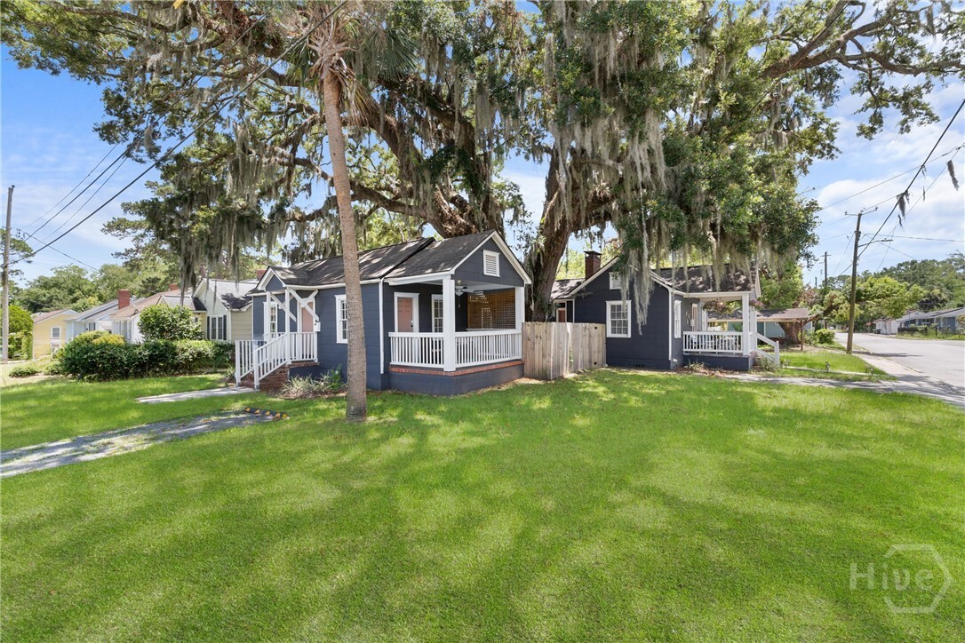 Property Photo:  2141 New York Avenue  GA 31404 