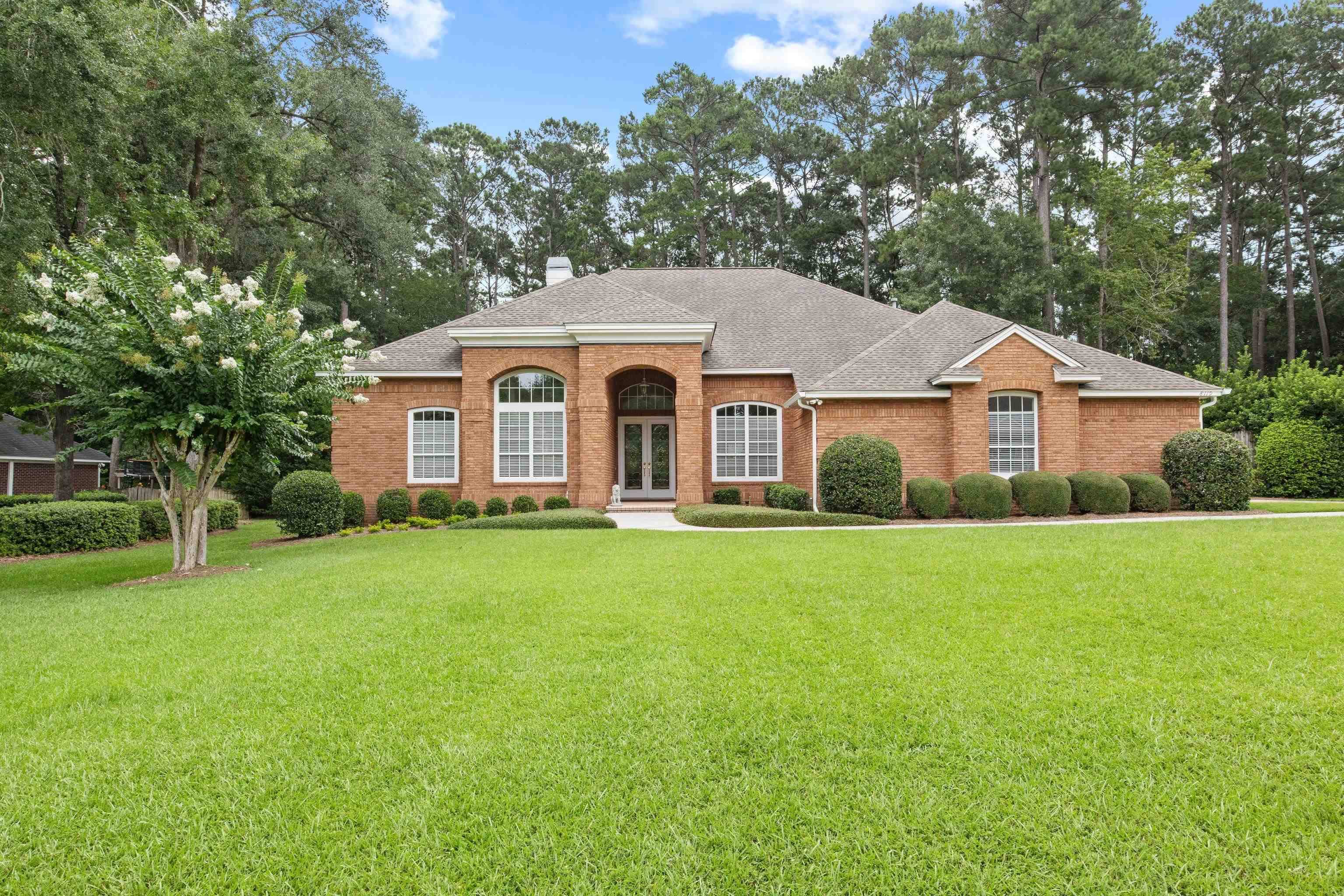 Property Photo: 8119 Glenmore Drive FL 32312