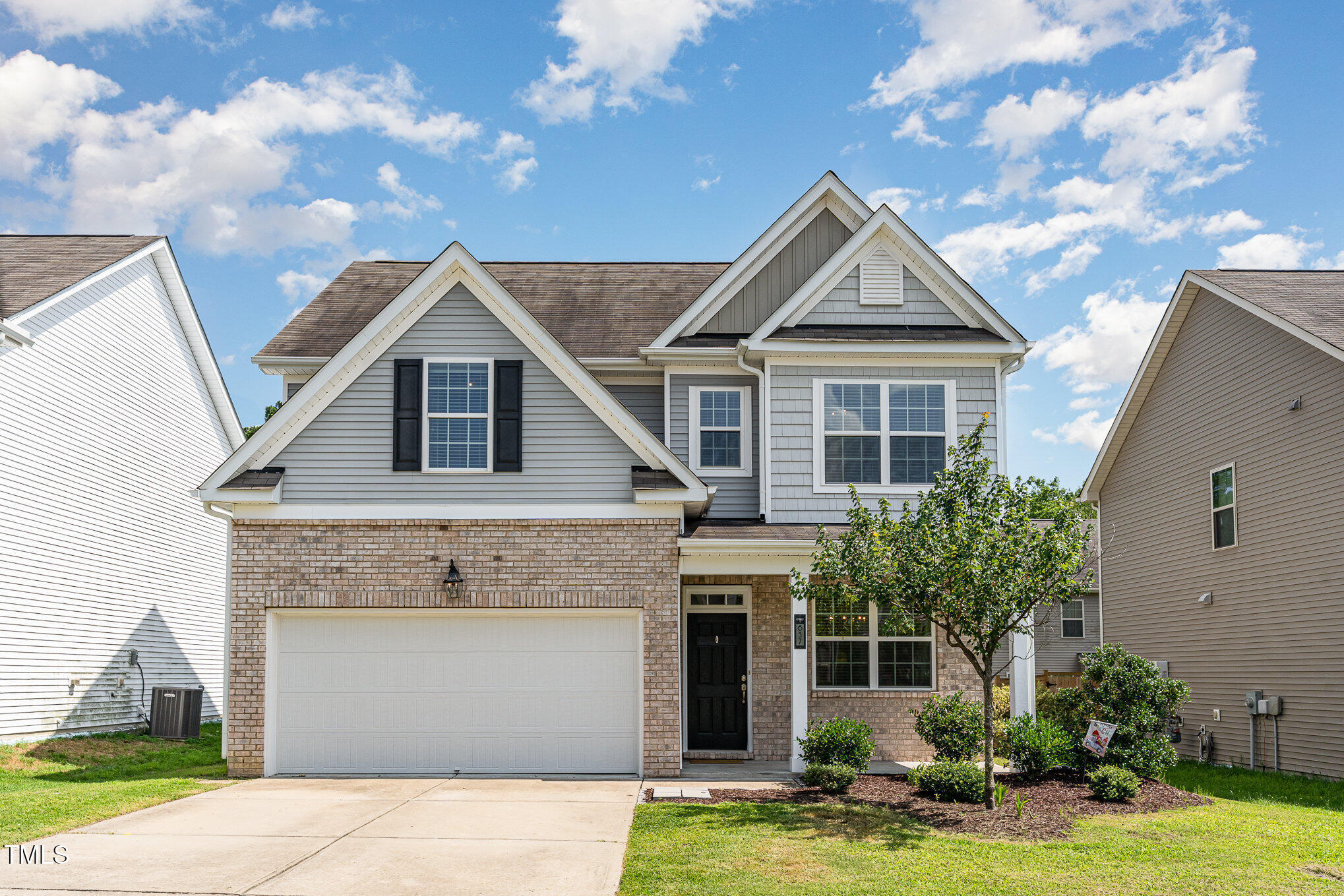 Property Photo: 637 Stapleford Lane NC 27526
