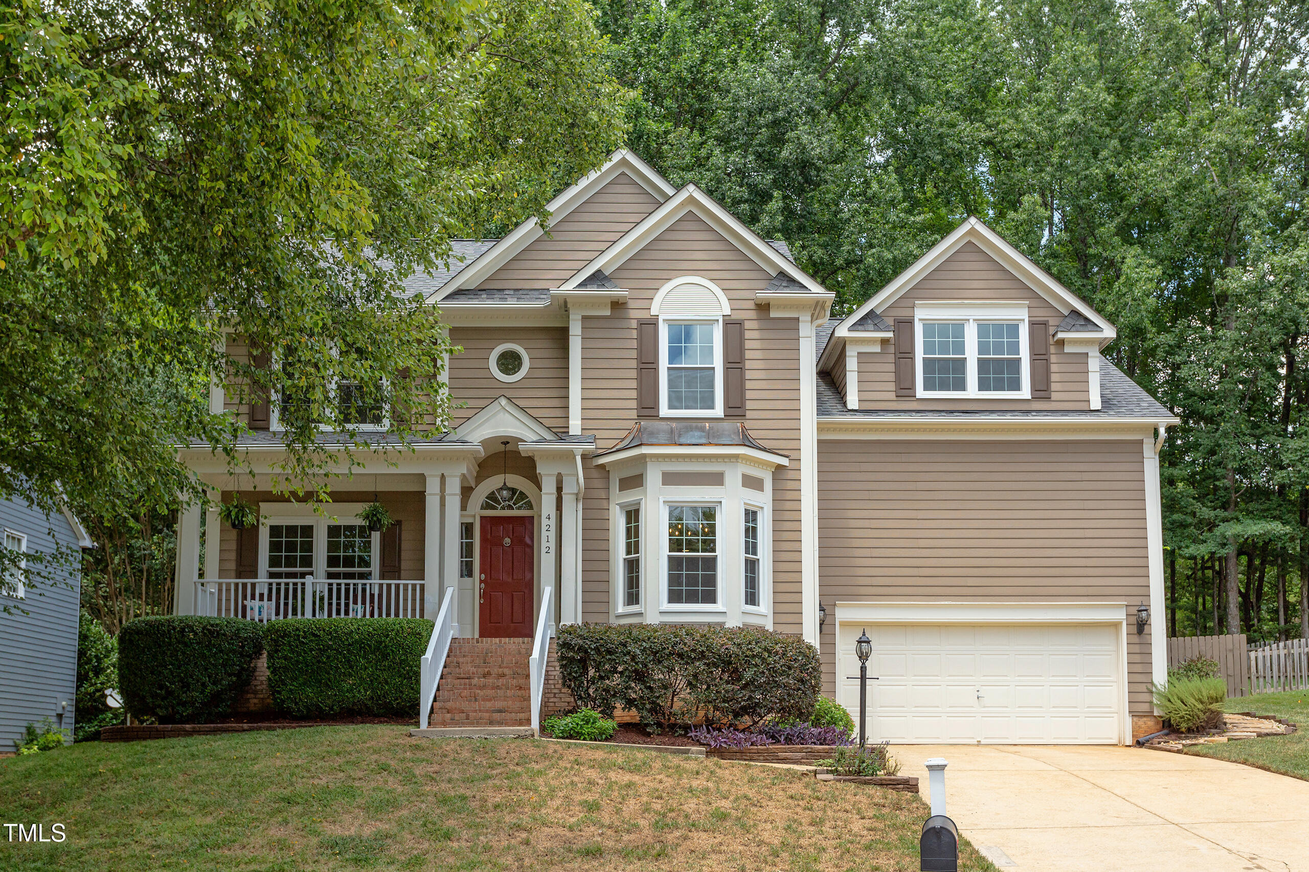 Property Photo: 4212 Sprucedale Drive NC 27613