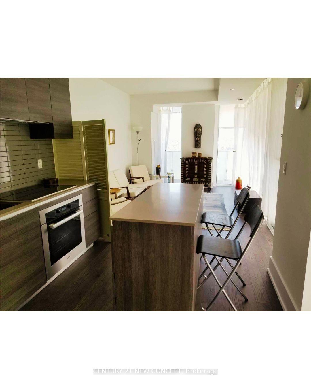 Property Photo: 200 Bloor Street W 1506 ON M5S 1T8